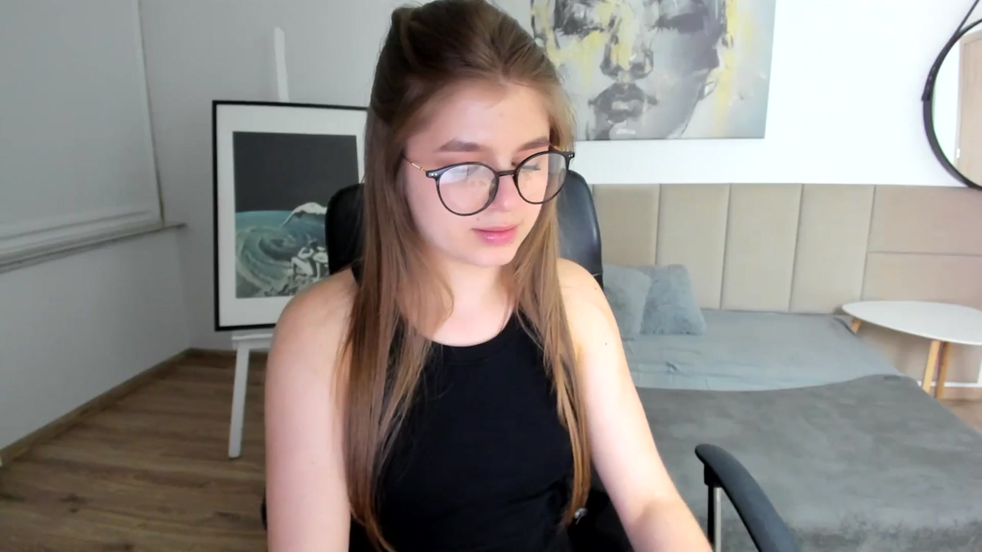 Gallery image thumbnail from Innolasa's myfreecams stream on, 03/29/2024, 18:59 image 16 of 20