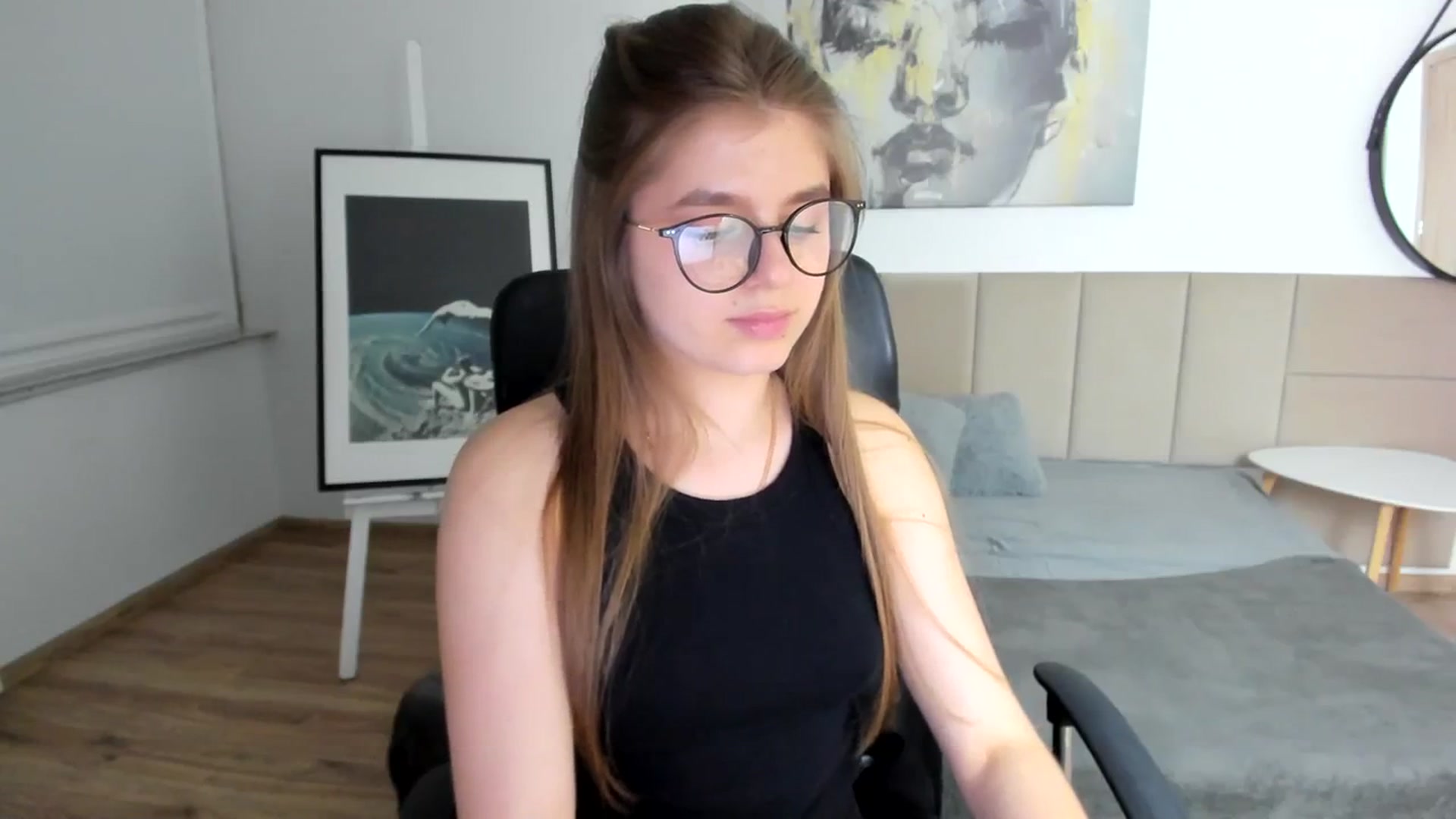 Gallery image thumbnail from Innolasa's myfreecams stream on, 03/29/2024, 18:59 image 17 of 20
