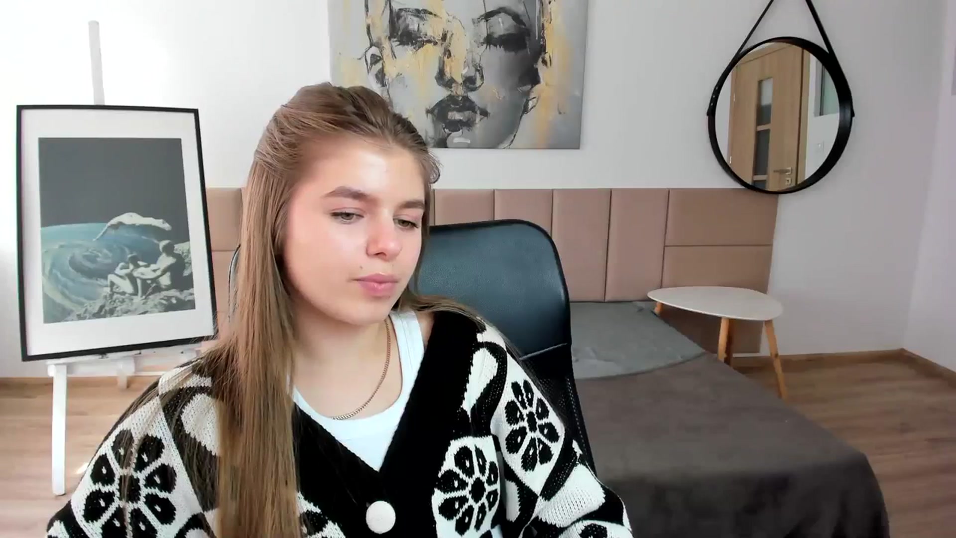 Gallery image thumbnail from Innolasa's myfreecams stream on, 03/30/2024, 14:25 image 12 of 20
