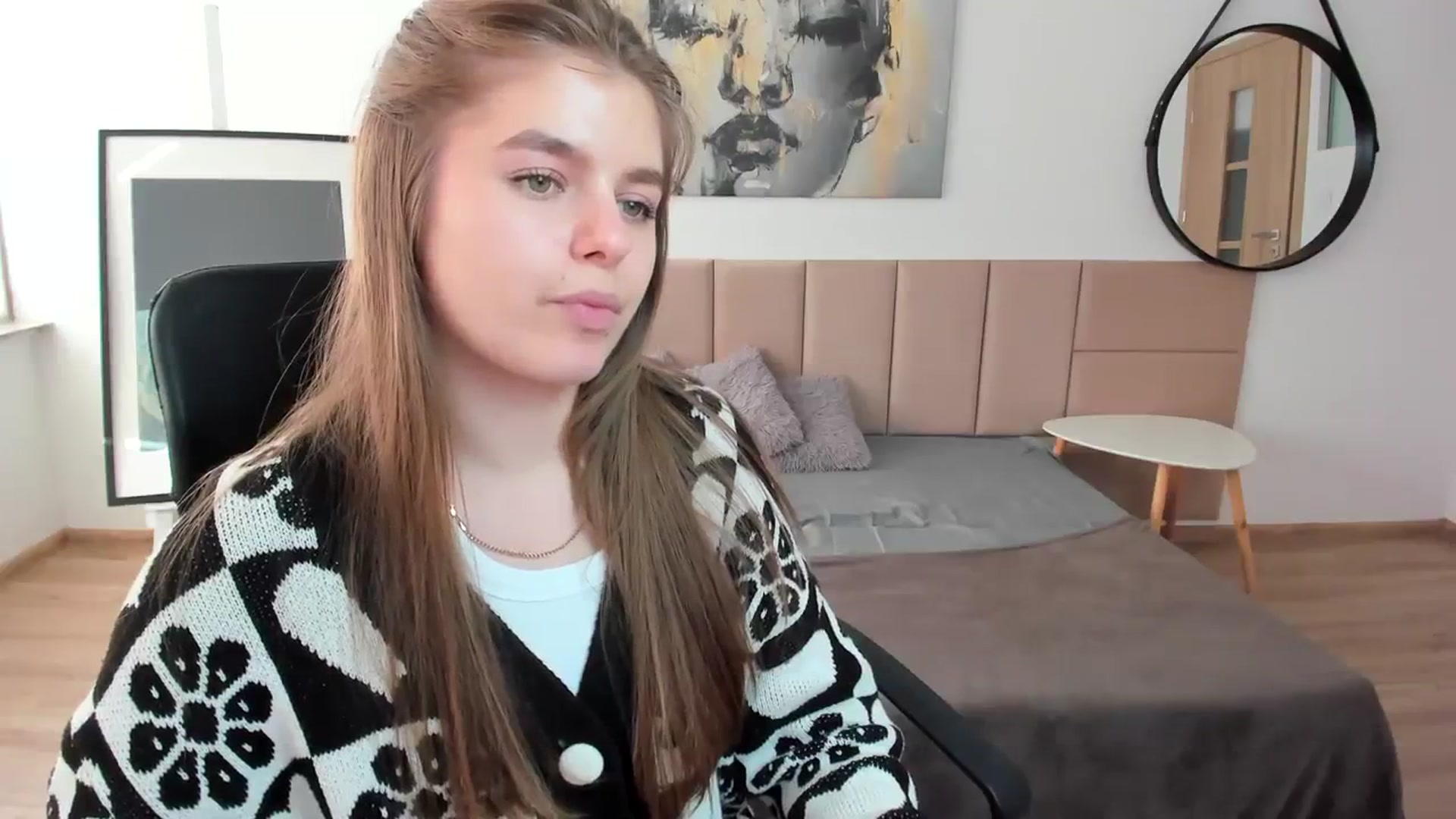 Gallery image thumbnail from Innolasa's myfreecams stream on, 03/30/2024, 16:05 image 17 of 20