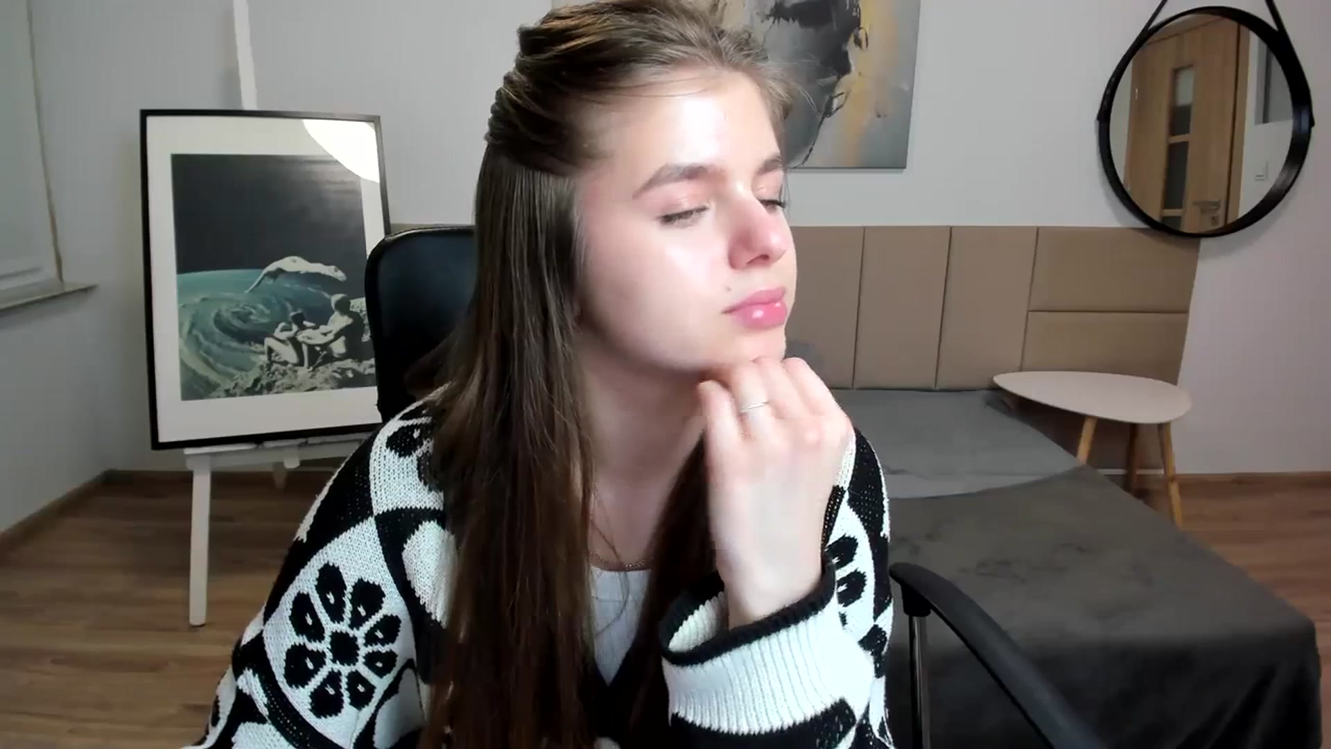 Gallery image thumbnail from Innolasa's myfreecams stream on, 03/30/2024, 19:30 image 4 of 20