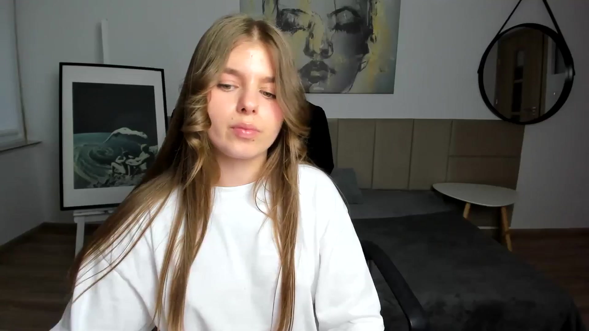 Gallery image thumbnail from Innolasa's myfreecams stream on, 03/31/2024, 17:19 image 14 of 20