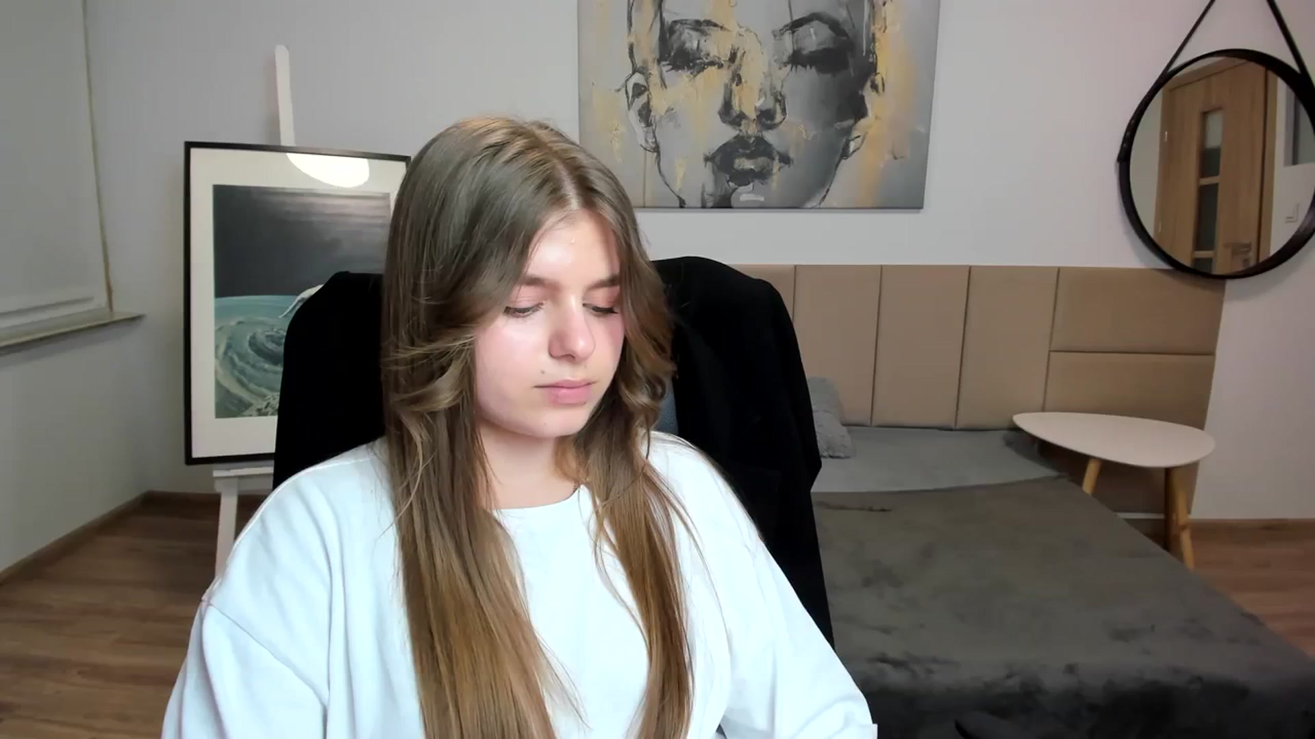 Gallery image thumbnail from Innolasa's myfreecams stream on, 03/31/2024, 18:38 image 8 of 20