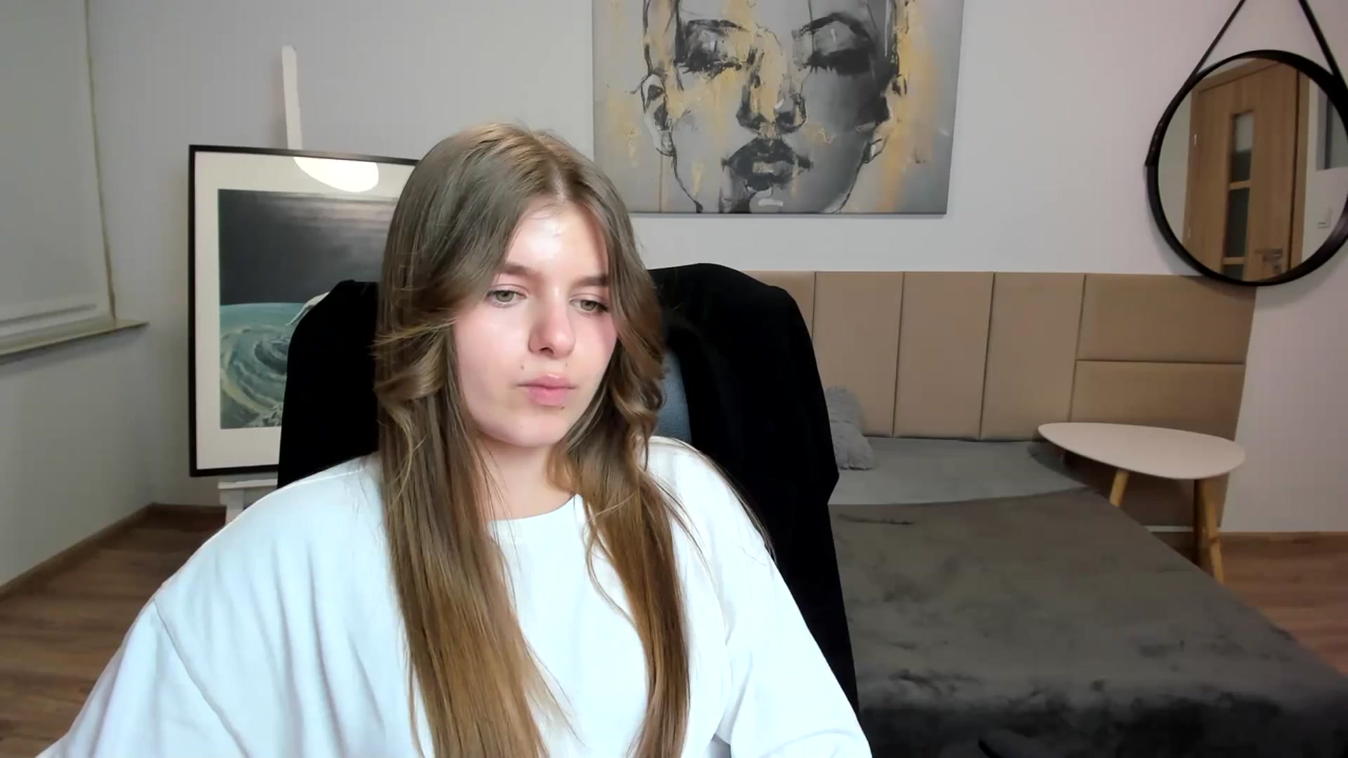 Gallery image thumbnail from Innolasa's myfreecams stream on, 03/31/2024, 18:38 image 7 of 20