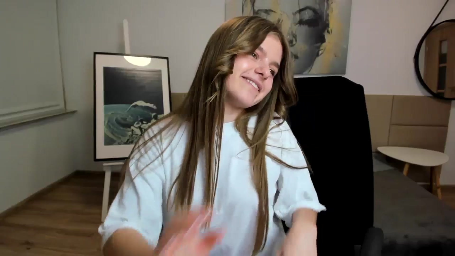 Gallery image thumbnail from Innolasa's myfreecams stream on, 03/31/2024, 19:57 image 10 of 20