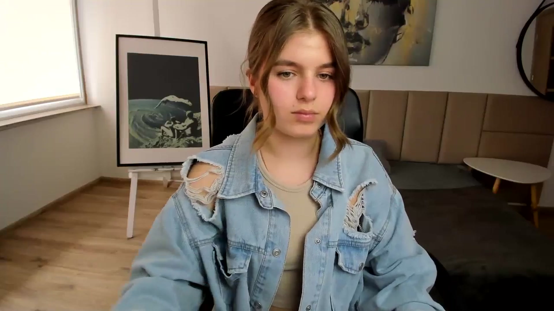 Gallery image thumbnail from Innolasa's myfreecams stream on, 04/01/2024, 13:19 image 8 of 20