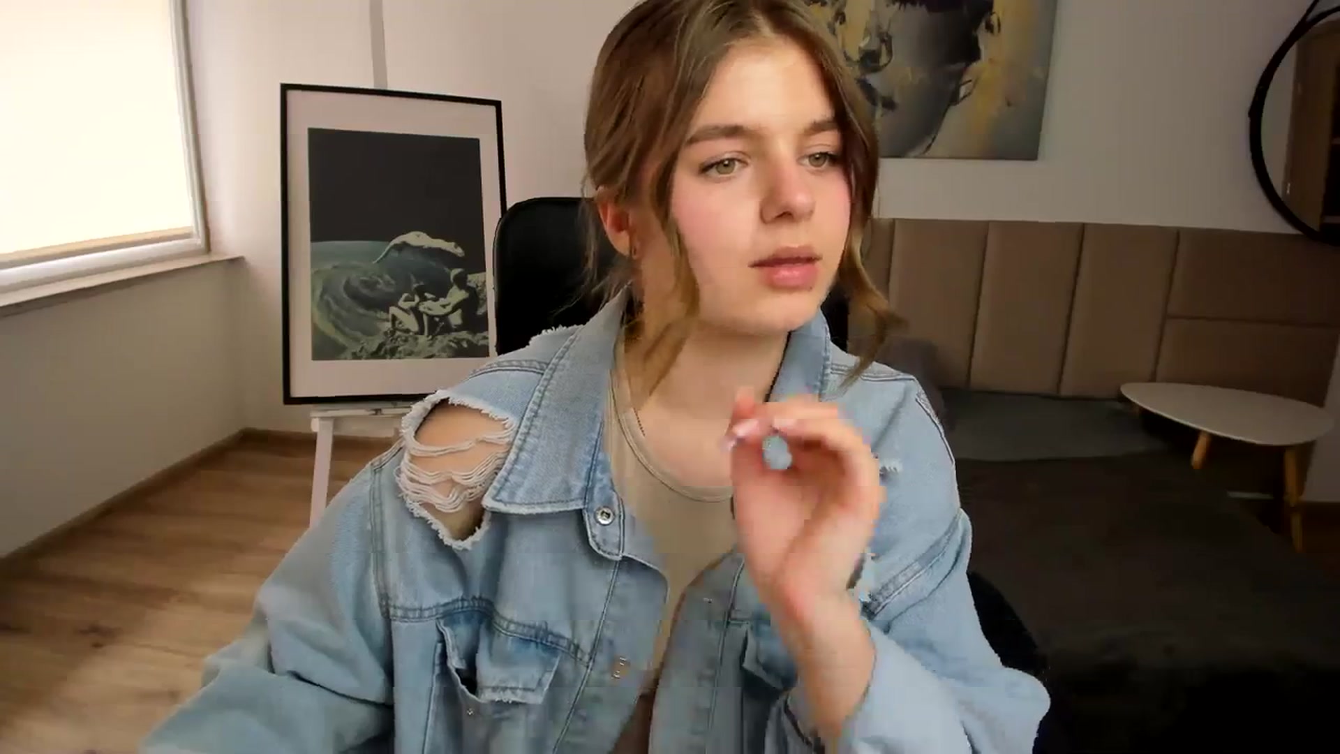 Gallery image thumbnail from Innolasa's myfreecams stream on, 04/01/2024, 13:19 image 5 of 20