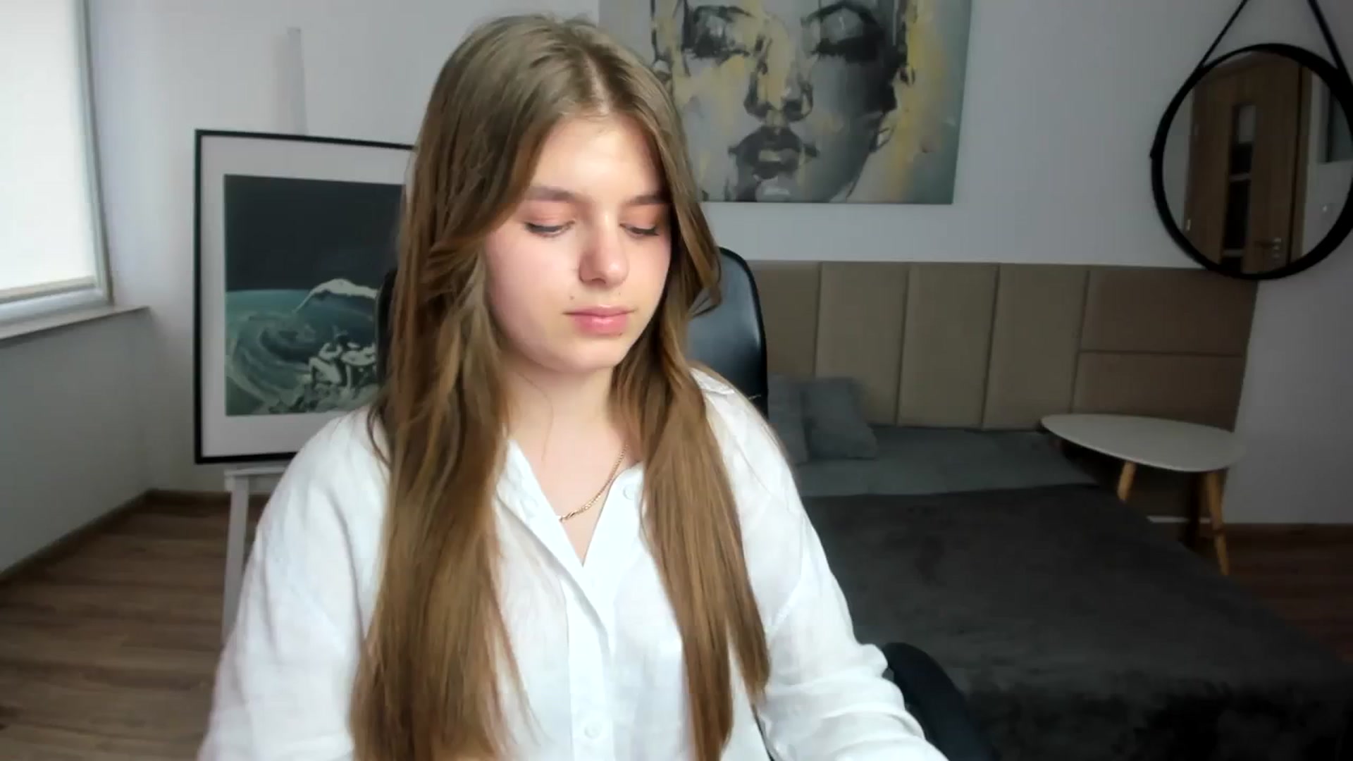 Gallery image thumbnail from Innolasa's myfreecams stream on, 04/04/2024, 13:34 image 16 of 20