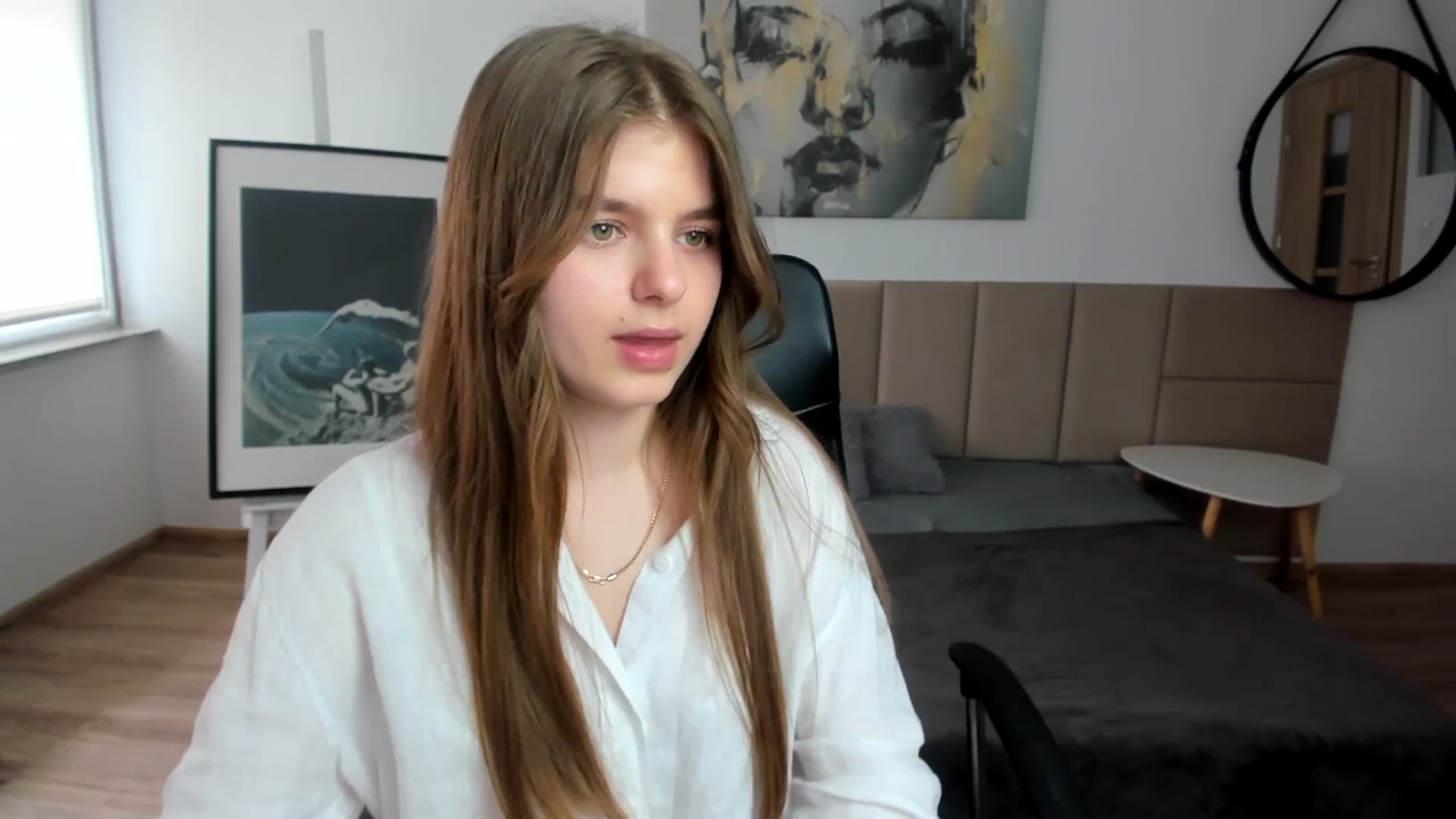 Gallery image thumbnail from Innolasa's myfreecams stream on, 04/04/2024, 13:34 image 8 of 20