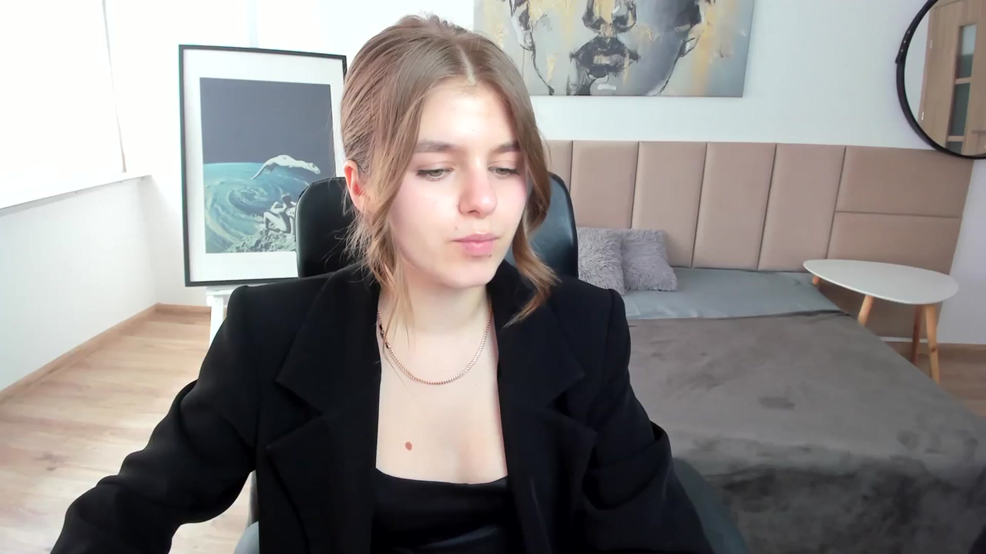 Gallery image thumbnail from Innolasa's myfreecams stream on, 04/05/2024, 14:43 image 2 of 20