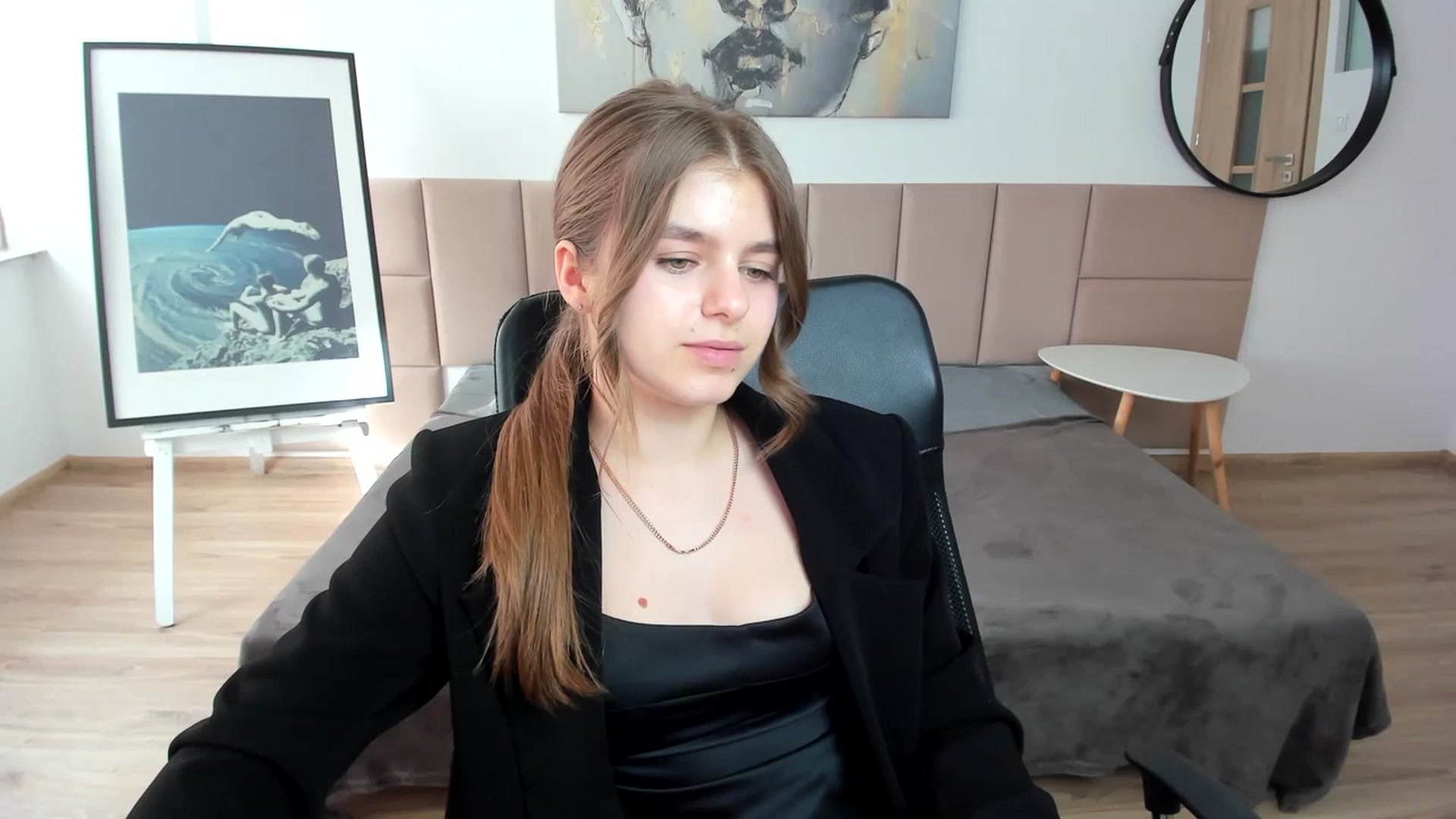 Gallery image thumbnail from Innolasa's myfreecams stream on, 04/05/2024, 14:43 image 20 of 20