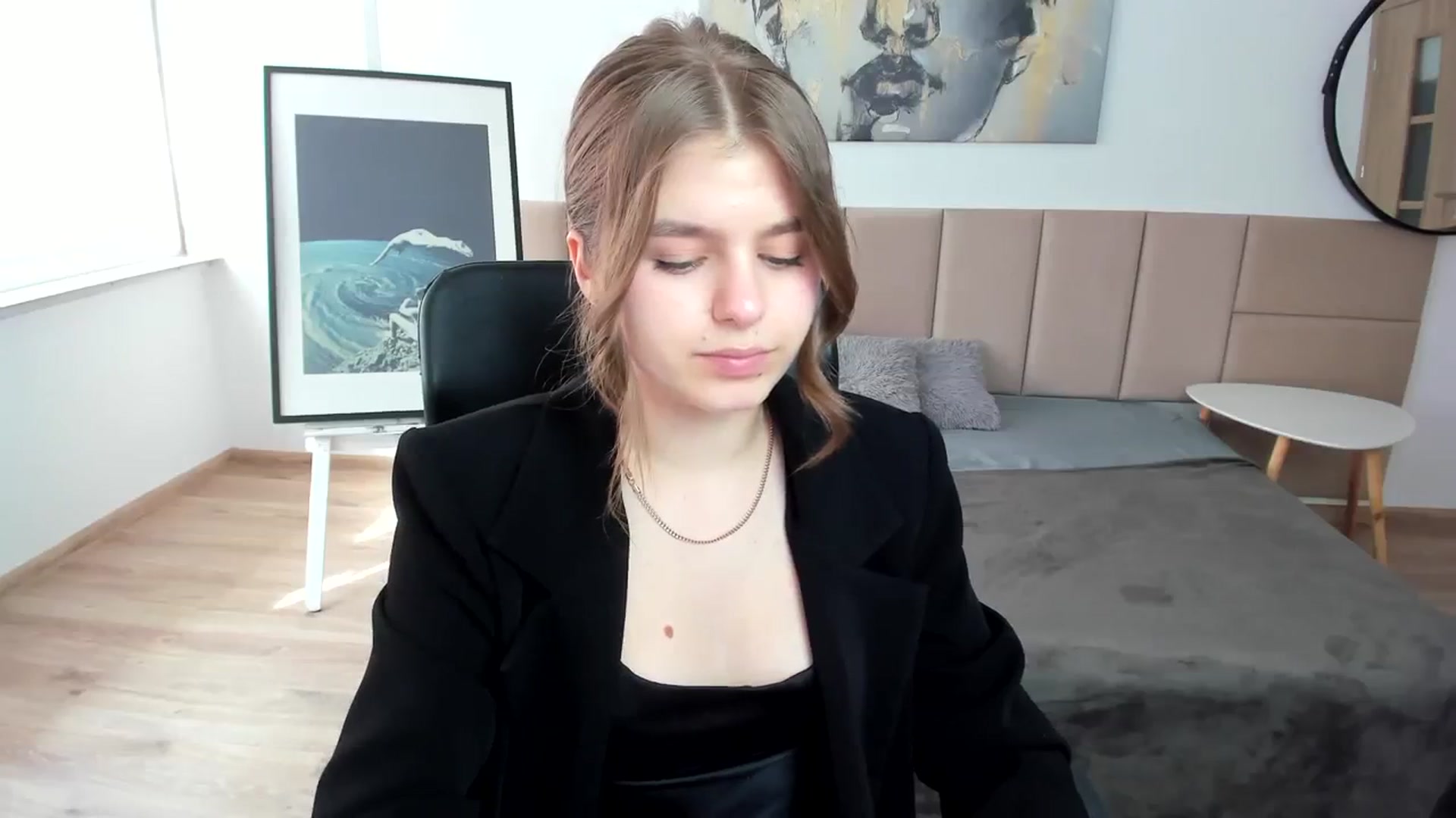 Gallery image thumbnail from Innolasa's myfreecams stream on, 04/05/2024, 14:43 image 3 of 20