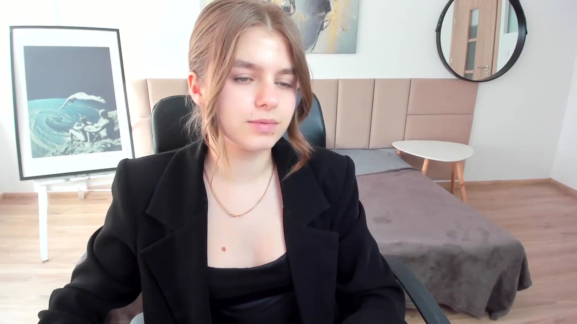 Gallery image thumbnail from Innolasa's myfreecams stream on, 04/05/2024, 15:13 image 5 of 20