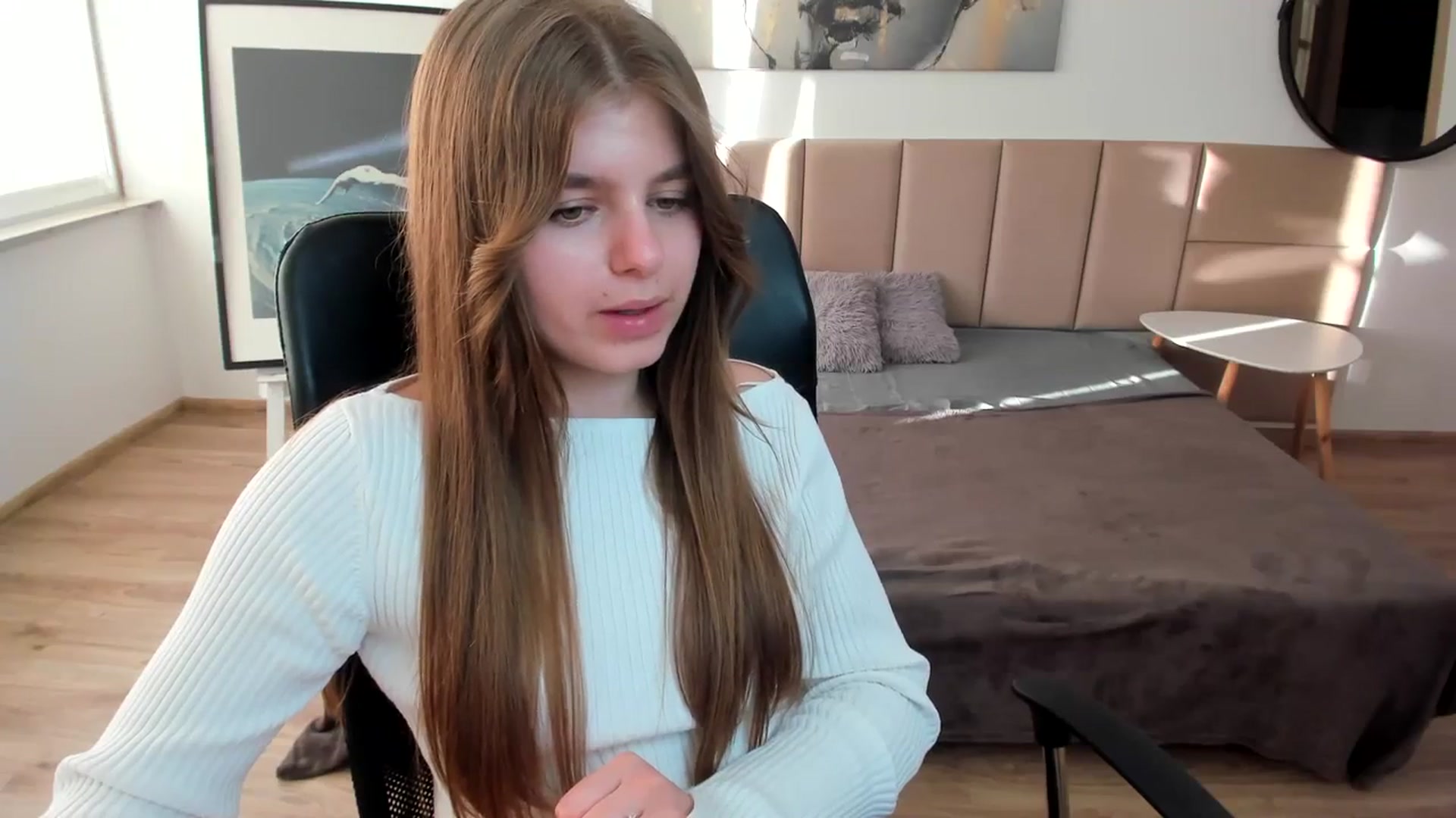 Gallery image thumbnail from Innolasa's myfreecams stream on, 04/07/2024, 17:02 image 8 of 20
