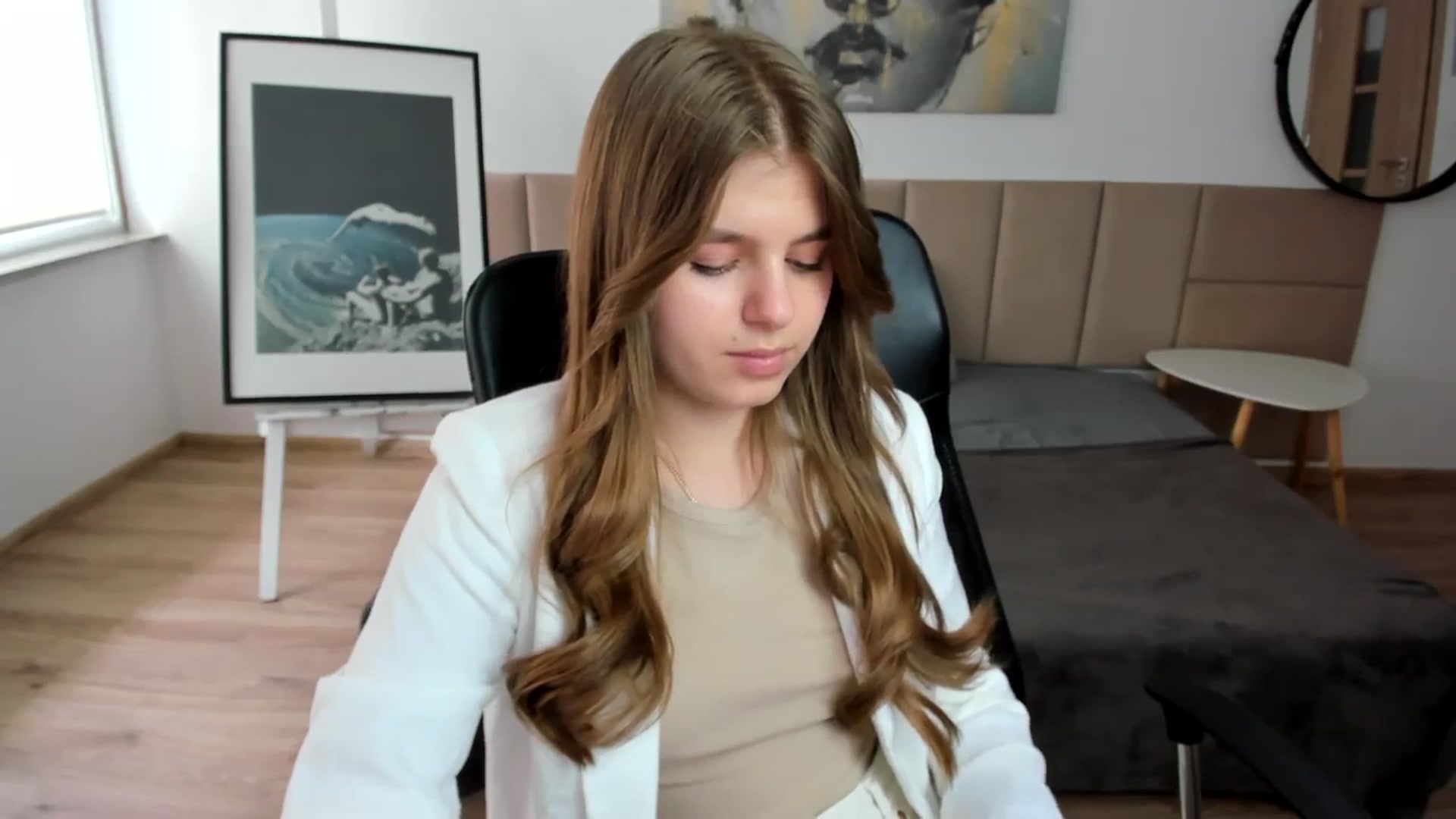 Gallery image thumbnail from Innolasa's myfreecams stream on, 04/11/2024, 13:10 image 5 of 20