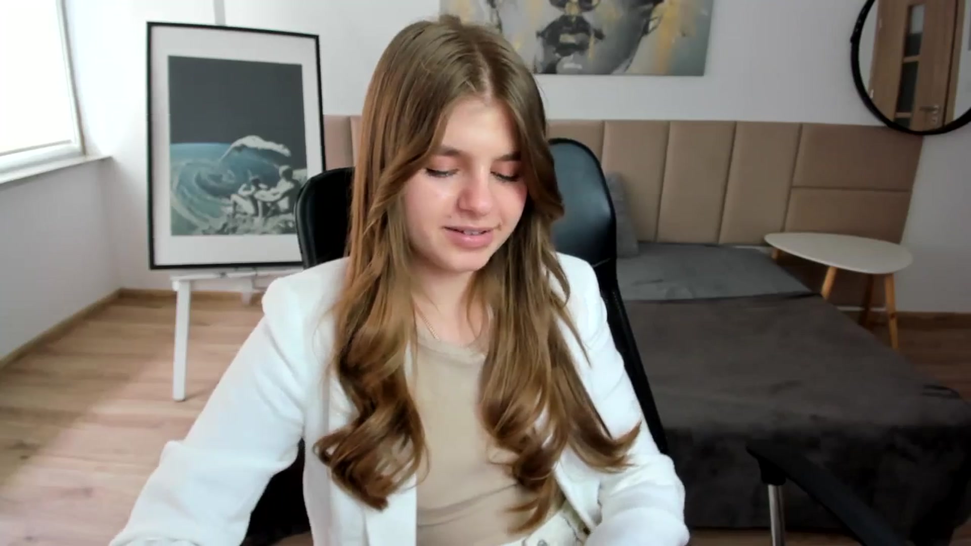 Gallery image thumbnail from Innolasa's myfreecams stream on, 04/11/2024, 13:10 image 7 of 20