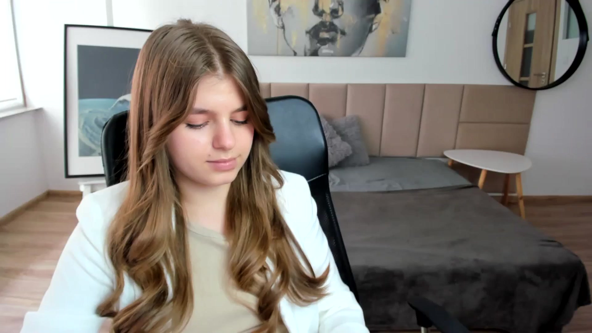 Gallery image thumbnail from Innolasa's myfreecams stream on, 04/11/2024, 13:10 image 17 of 20
