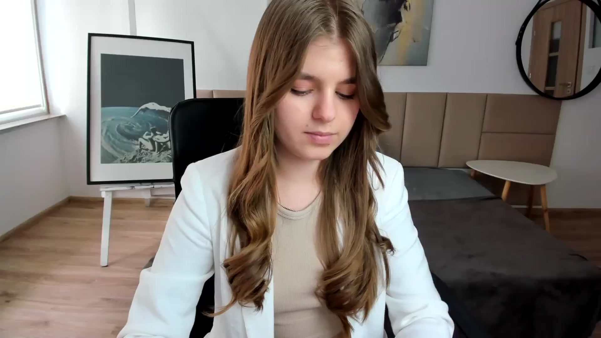 Gallery image thumbnail from Innolasa's myfreecams stream on, 04/11/2024, 15:03 image 13 of 20