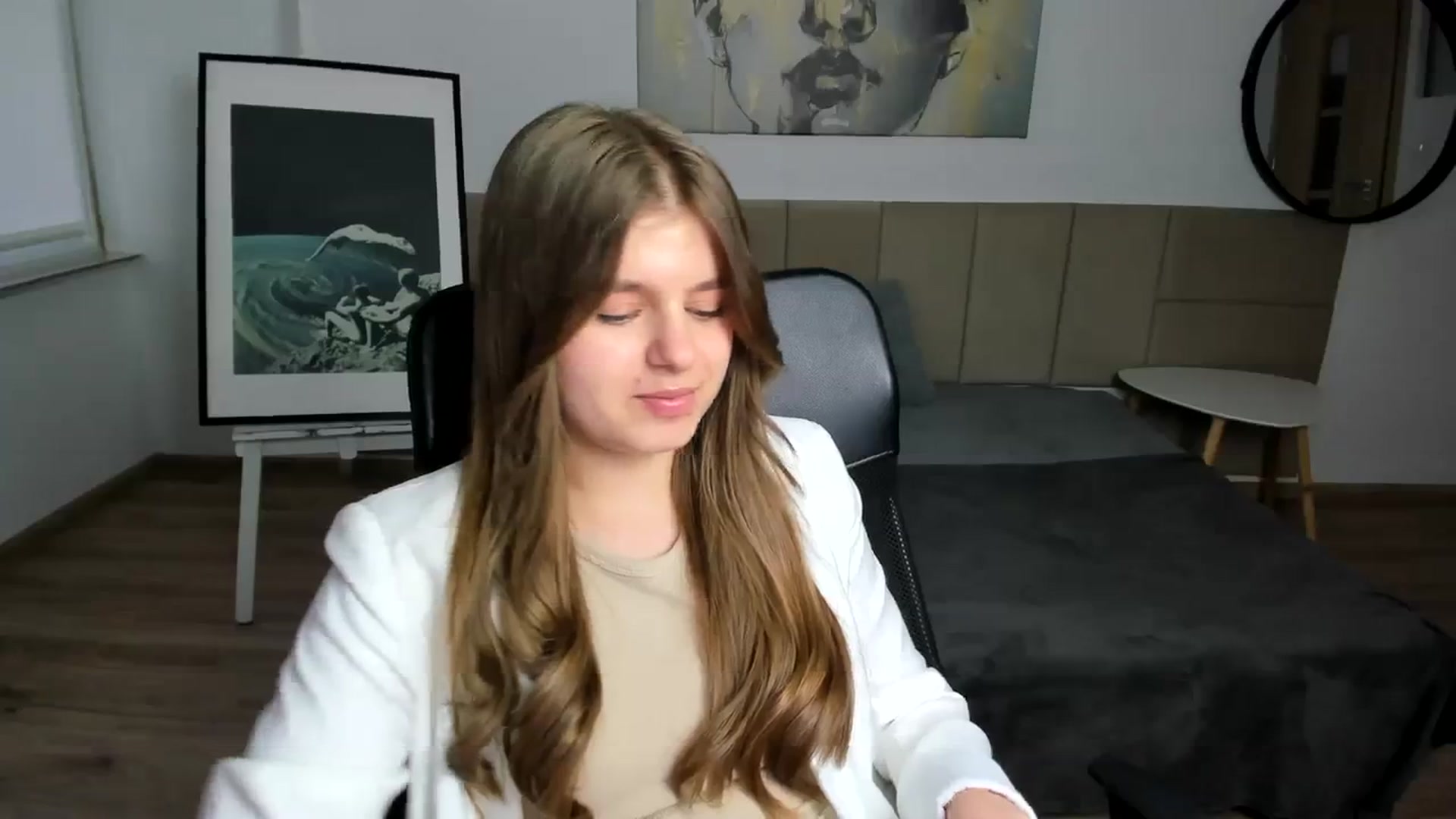 Gallery image thumbnail from Innolasa's myfreecams stream on, 04/11/2024, 17:36 image 12 of 20