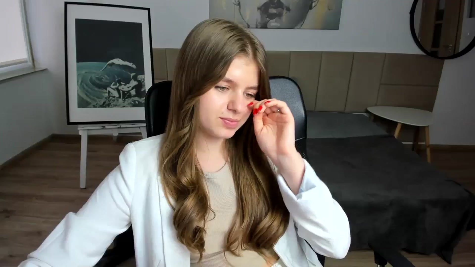 Gallery image thumbnail from Innolasa's myfreecams stream on, 04/11/2024, 17:36 image 2 of 20