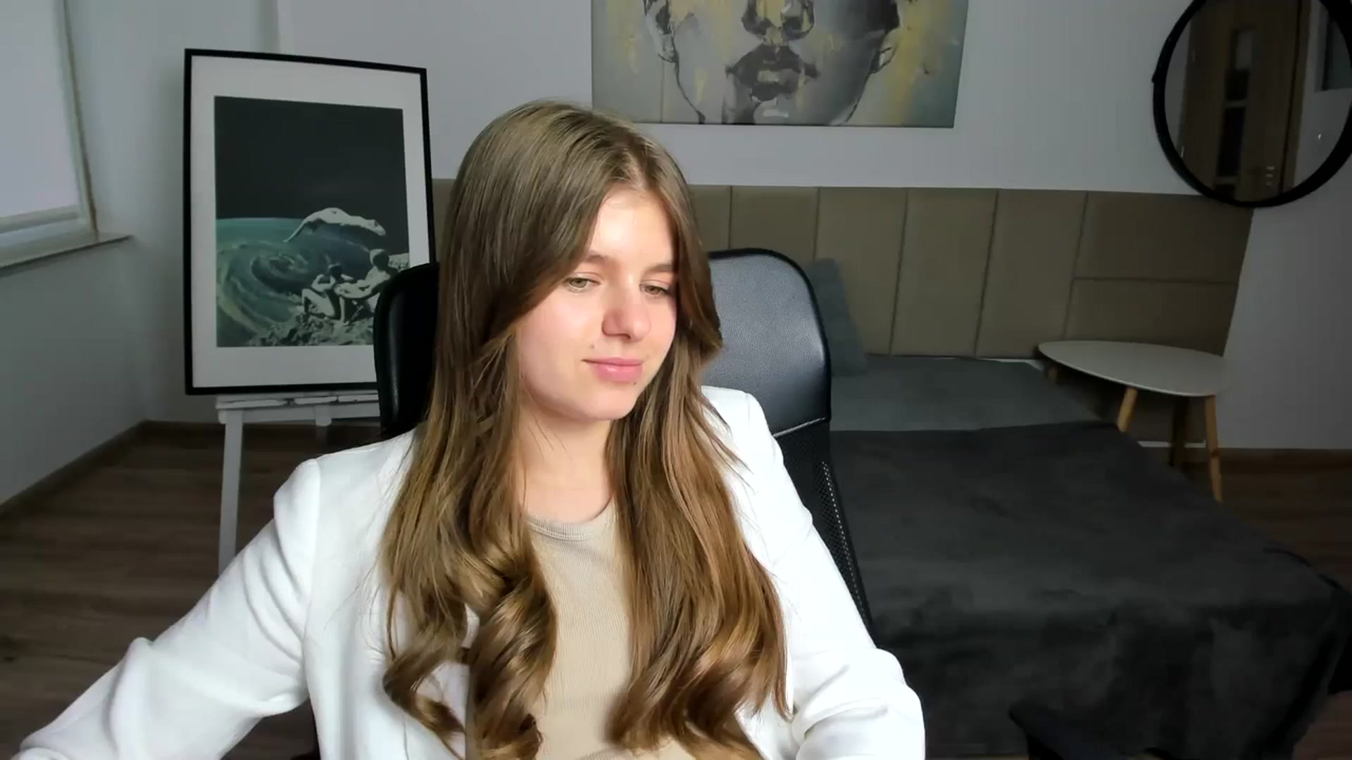 Gallery image thumbnail from Innolasa's myfreecams stream on, 04/11/2024, 17:36 image 11 of 20