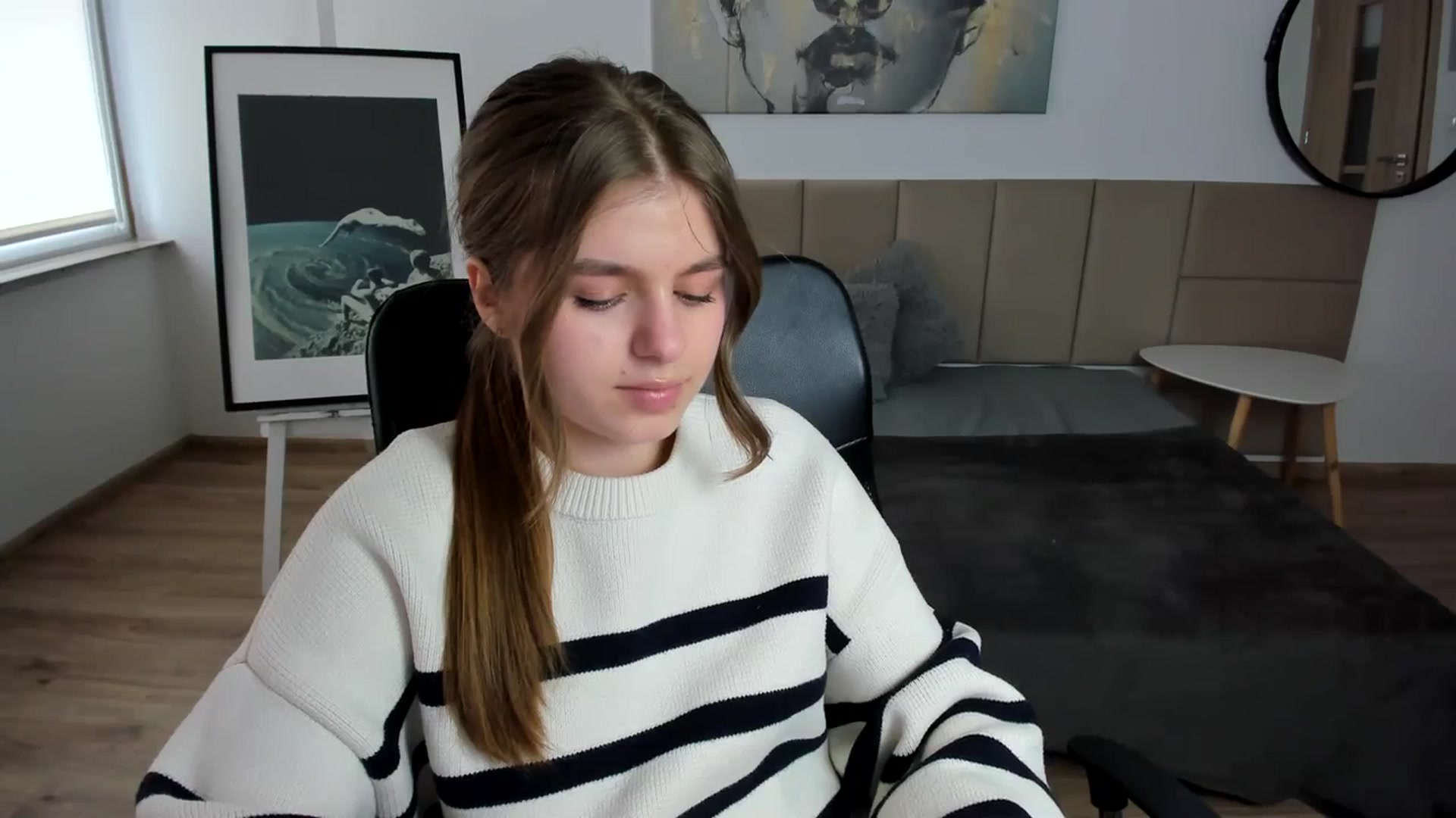 Gallery image thumbnail from Innolasa's myfreecams stream on, 04/15/2024, 12:44 image 10 of 20