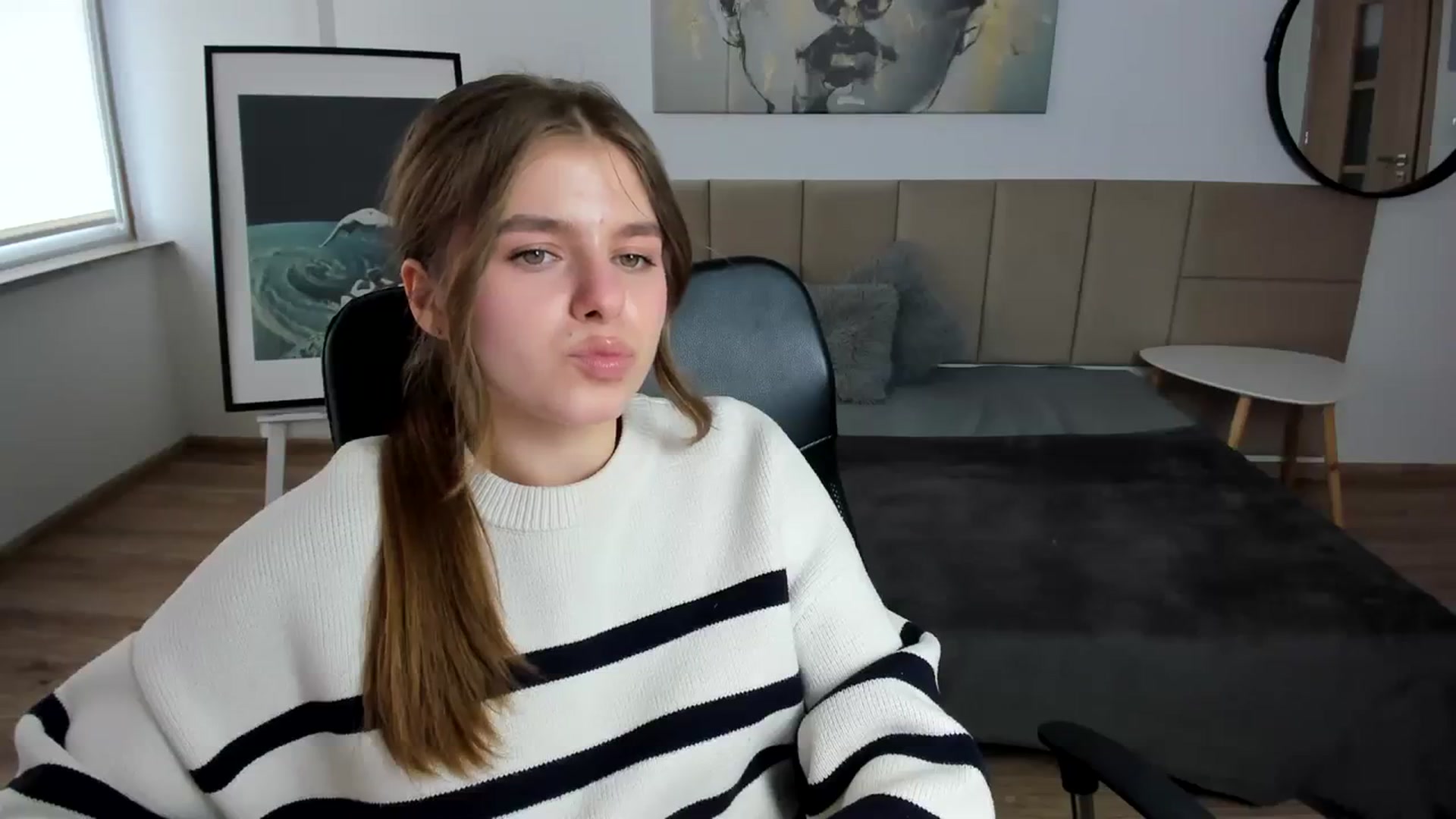 Gallery image thumbnail from Innolasa's myfreecams stream on, 04/15/2024, 12:44 image 13 of 20