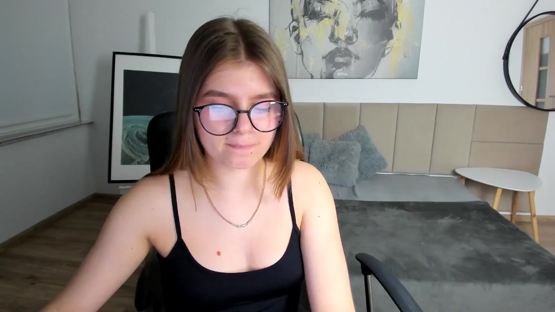 Gallery image thumbnail from Innolasa's myfreecams stream on, 04/20/2024, 17:57 image 11 of 20