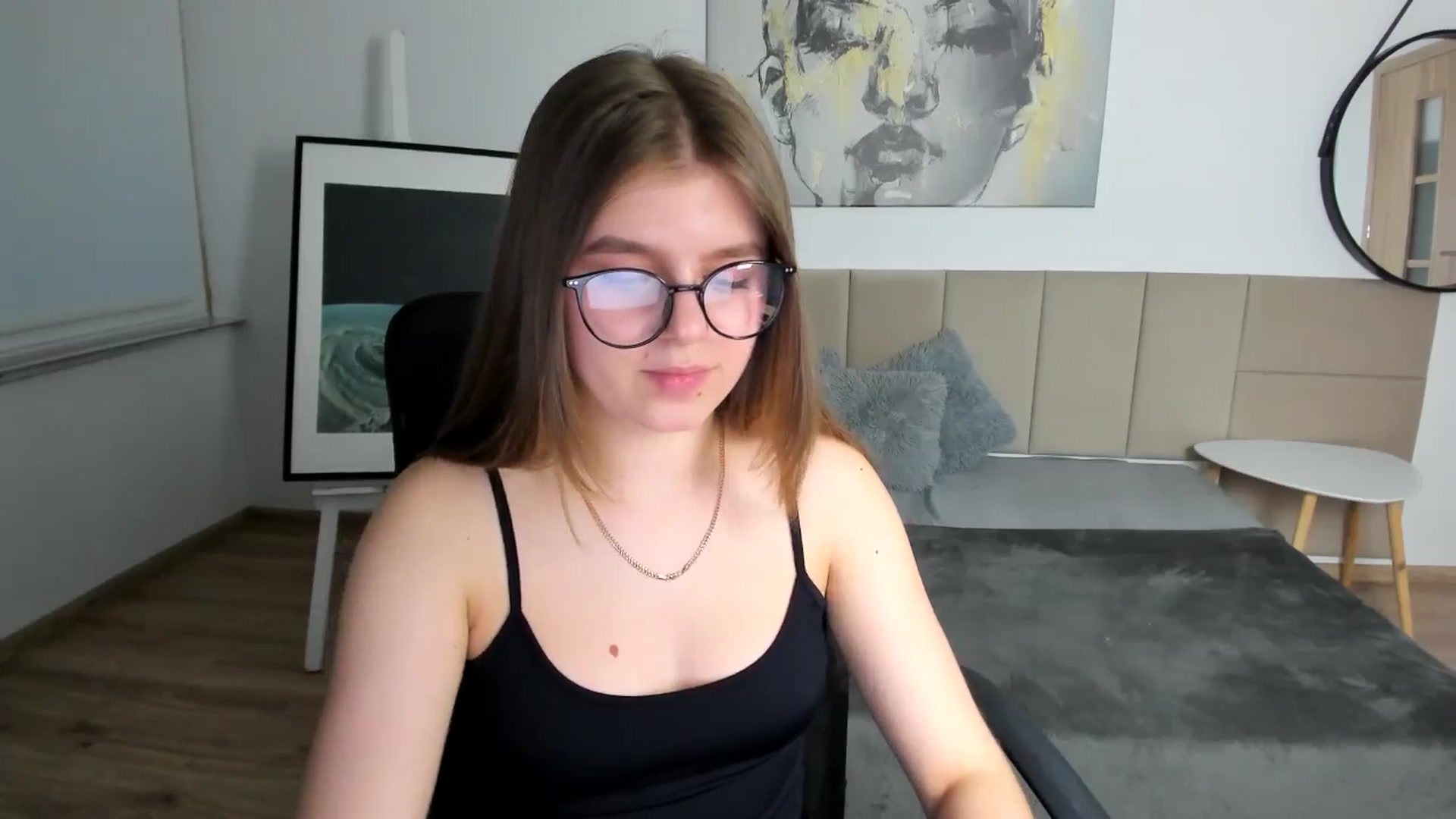 Gallery image thumbnail from Innolasa's myfreecams stream on, 04/20/2024, 17:57 image 3 of 20