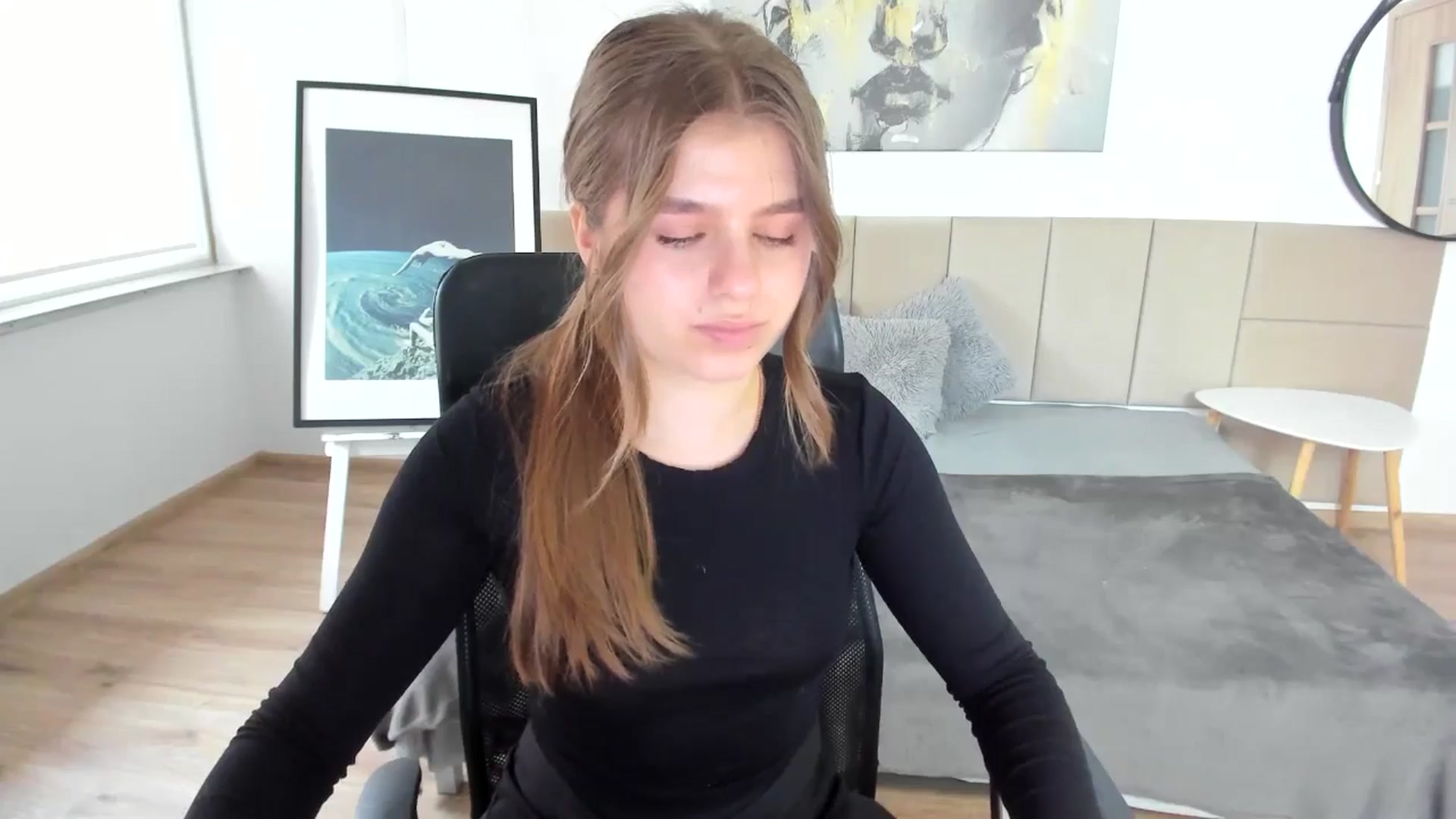 Gallery image thumbnail from Innolasa's myfreecams stream on, 04/21/2024, 15:09 image 13 of 20