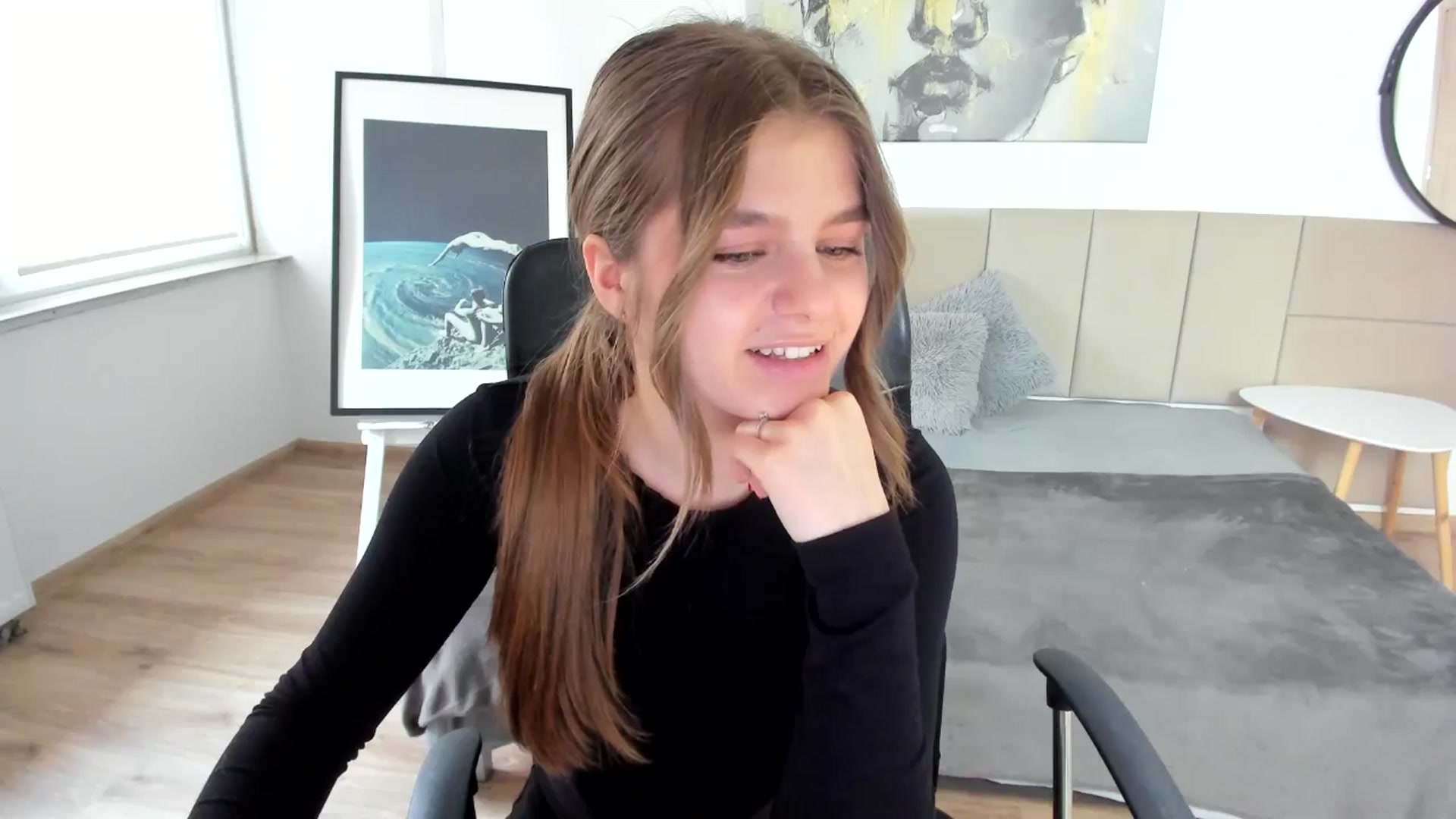 Gallery image thumbnail from Innolasa's myfreecams stream on, 04/21/2024, 15:09 image 18 of 20