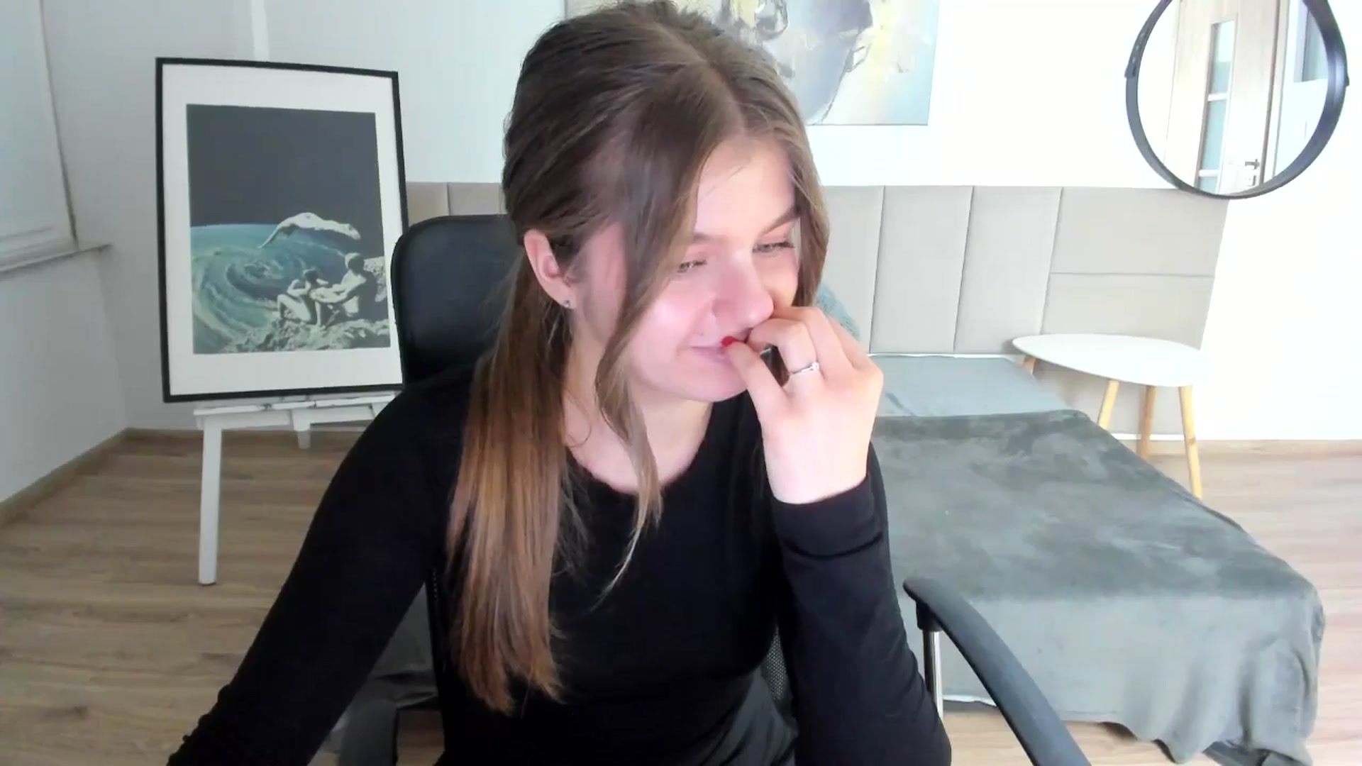 Gallery image thumbnail from Innolasa's myfreecams stream on, 04/21/2024, 18:06 image 13 of 20