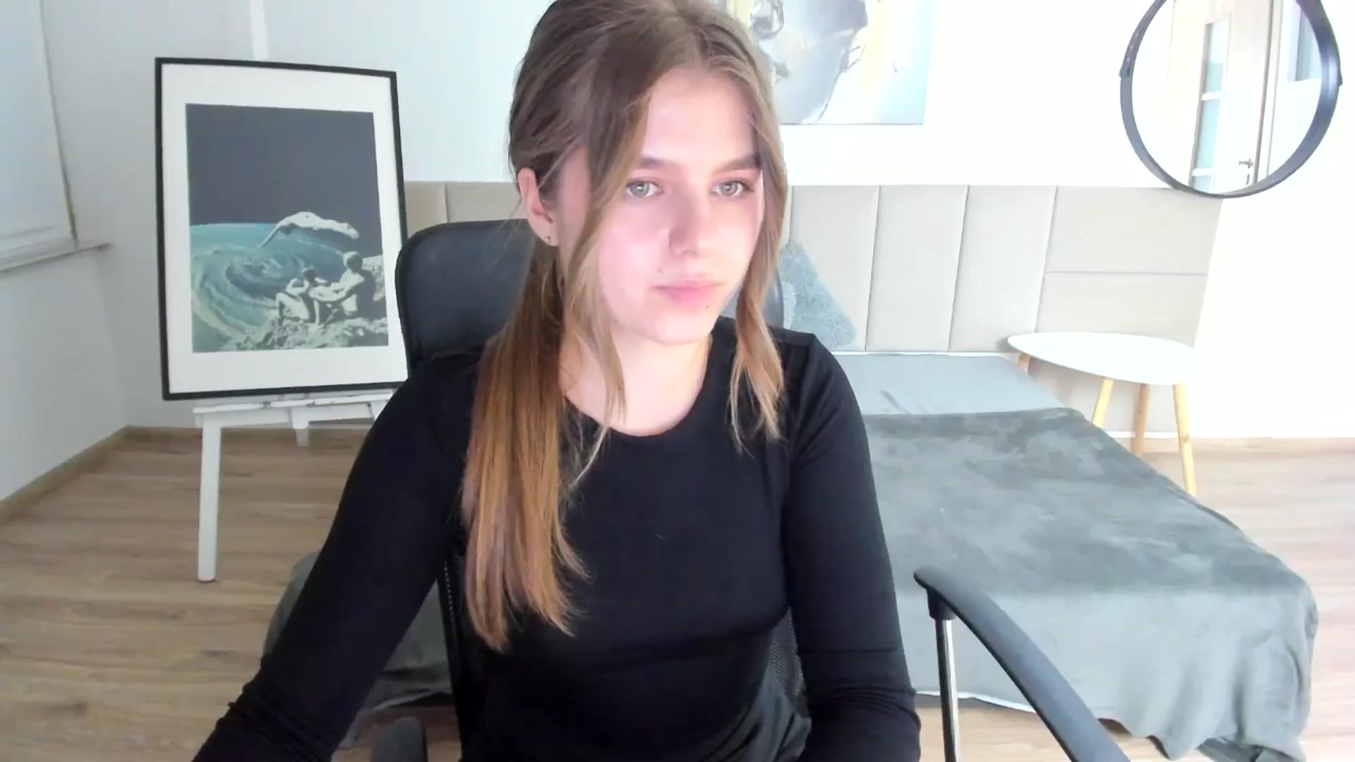 Gallery image thumbnail from Innolasa's myfreecams stream on, 04/21/2024, 18:06 image 8 of 20
