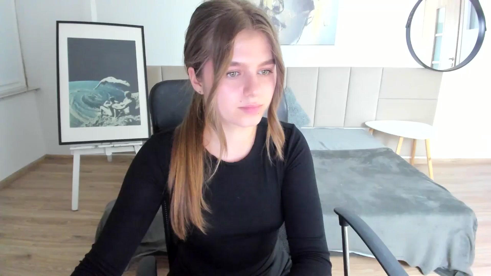 Gallery image thumbnail from Innolasa's myfreecams stream on, 04/21/2024, 18:06 image 10 of 20