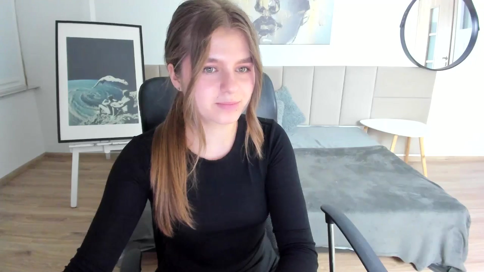 Gallery image thumbnail from Innolasa's myfreecams stream on, 04/21/2024, 18:06 image 15 of 20