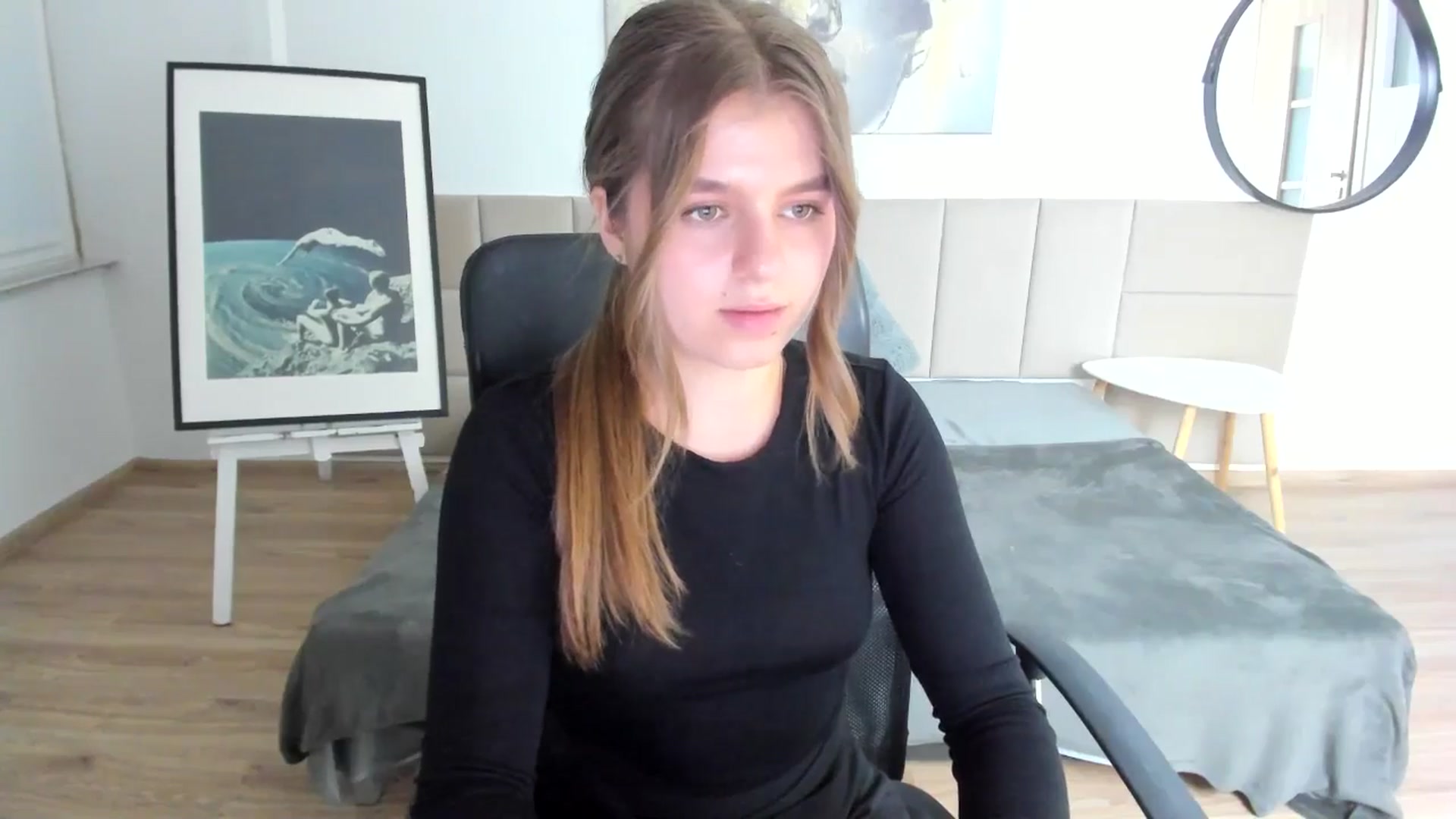 Gallery image thumbnail from Innolasa's myfreecams stream on, 04/21/2024, 18:06 image 4 of 20