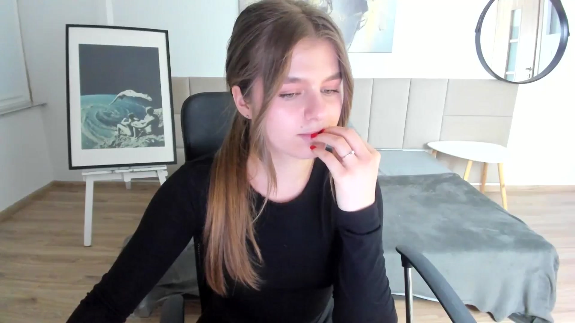 Gallery image thumbnail from Innolasa's myfreecams stream on, 04/21/2024, 18:06 image 3 of 20