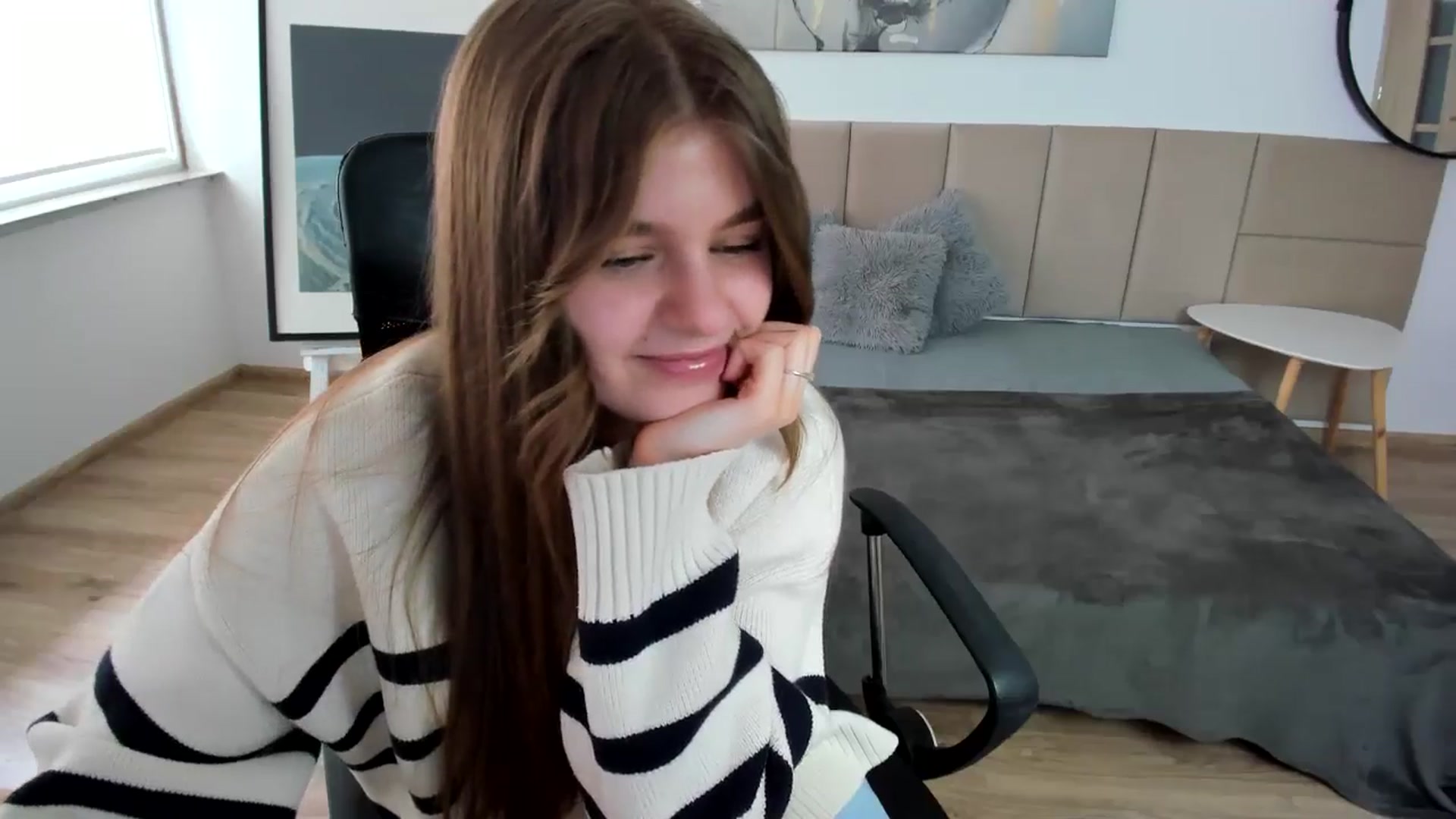 Gallery image thumbnail from Innolasa's myfreecams stream on, 04/23/2024, 15:34 image 4 of 20