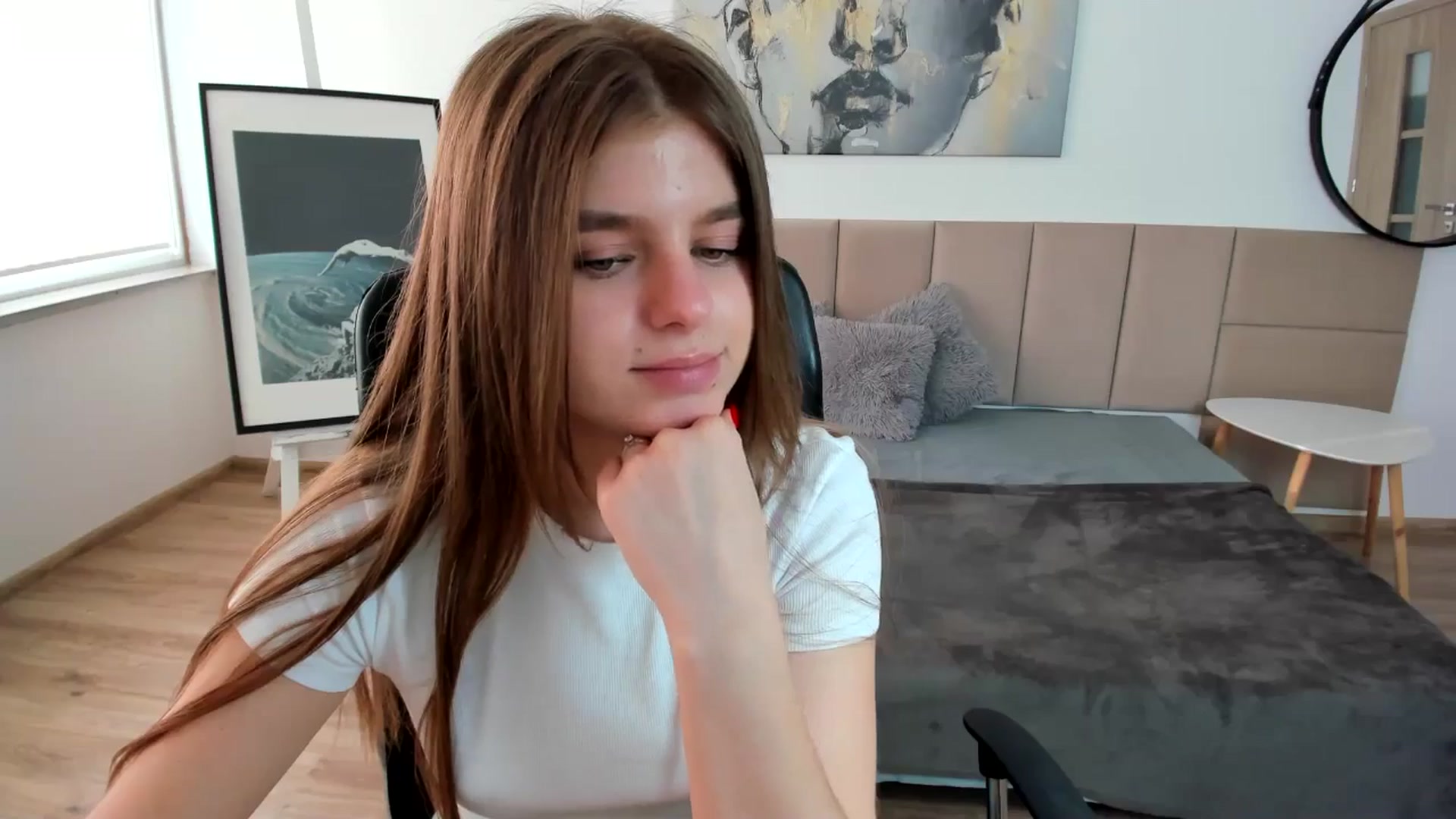 Gallery image thumbnail from Innolasa's myfreecams stream on, 04/27/2024, 17:19 image 9 of 20