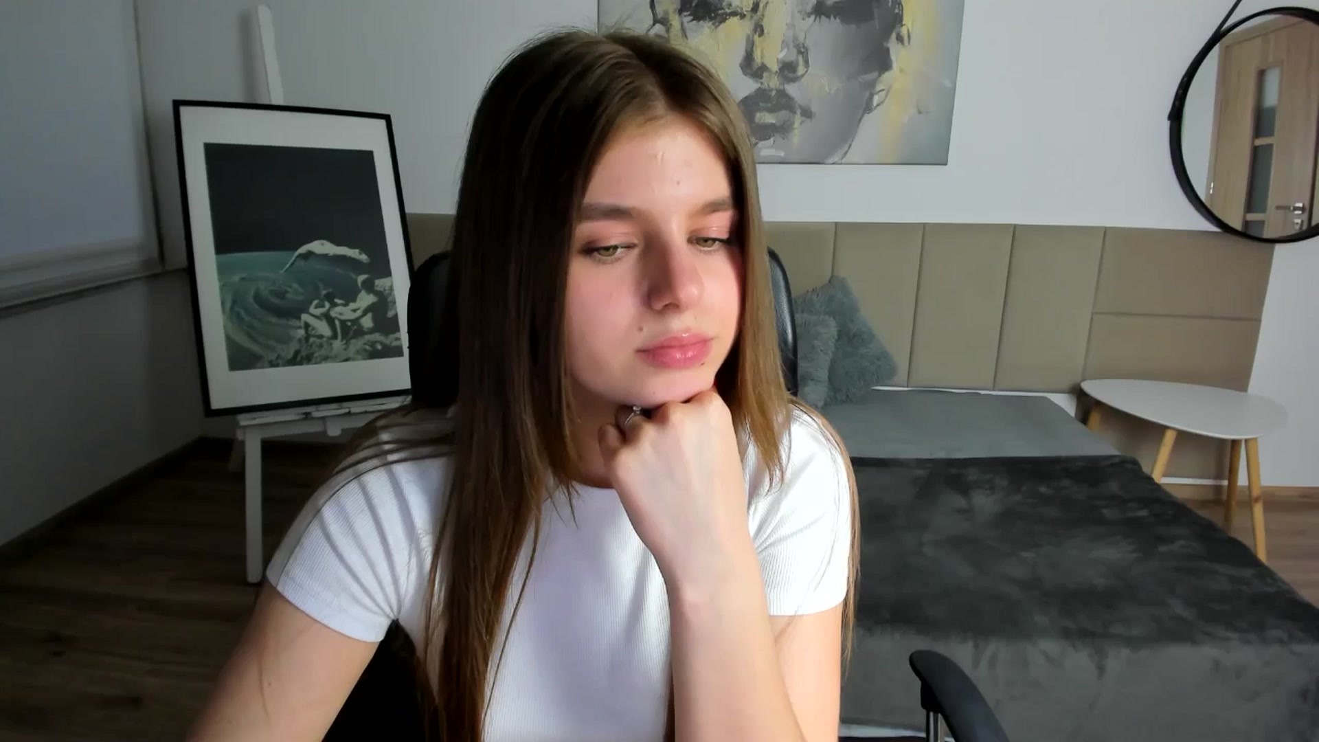 Gallery image thumbnail from Innolasa's myfreecams stream on, 04/27/2024, 18:20 image 1 of 20
