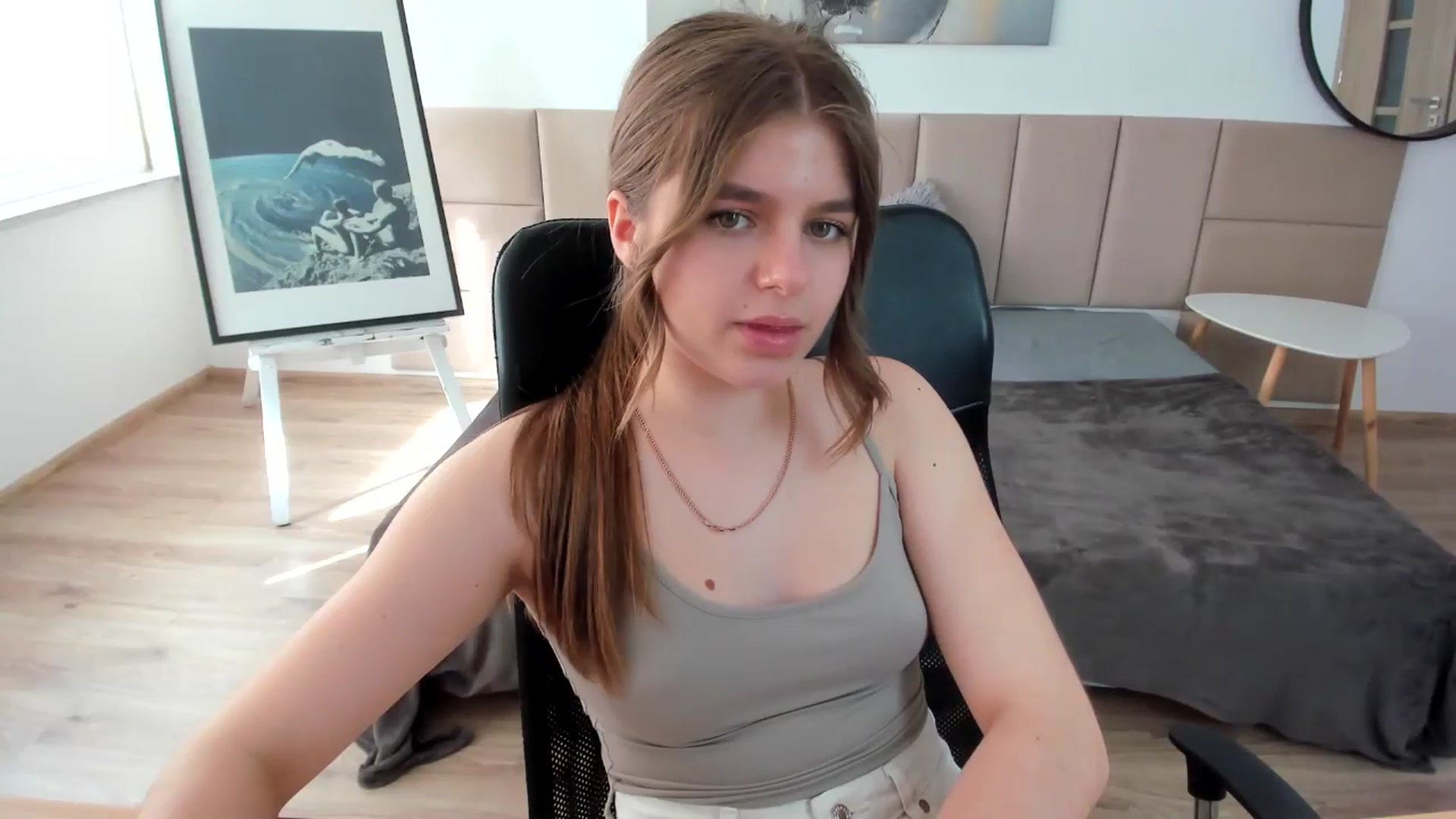 Gallery image thumbnail from Innolasa's myfreecams stream on, 04/28/2024, 14:46 image 8 of 20