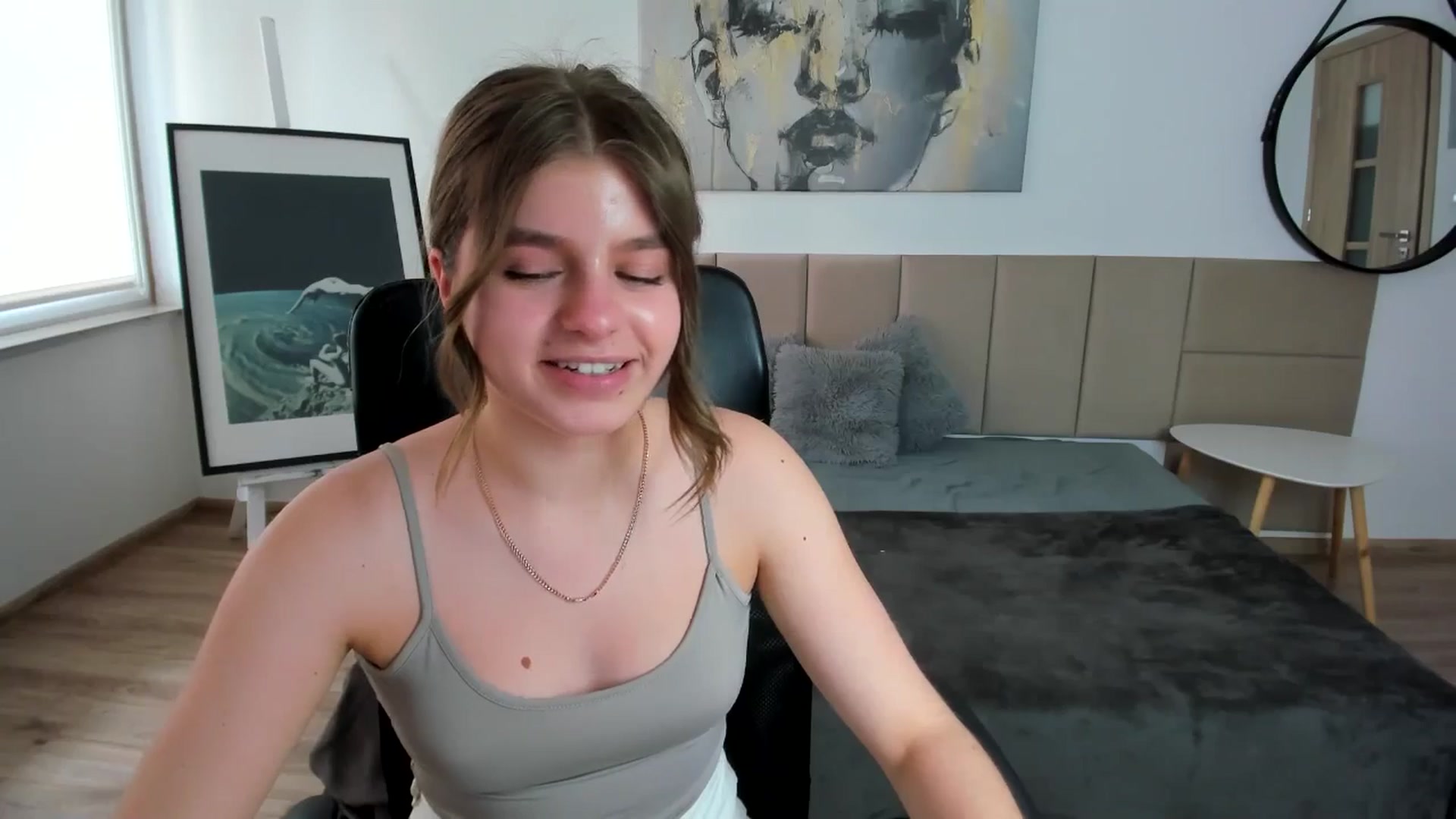 Gallery image thumbnail from Innolasa's myfreecams stream on, 04/28/2024, 16:23 image 15 of 20