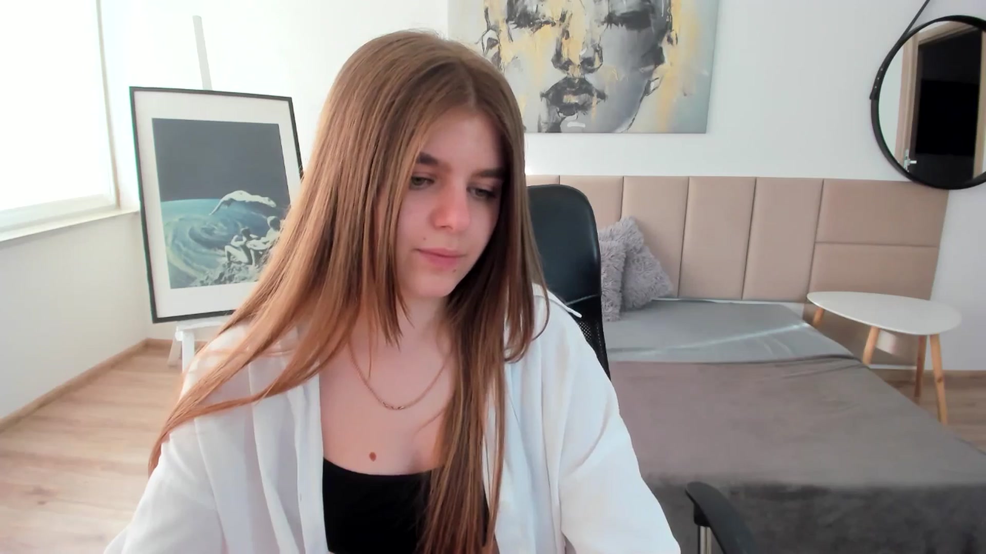 Gallery image thumbnail from Innolasa's myfreecams stream on, 04/29/2024, 15:51 image 15 of 20