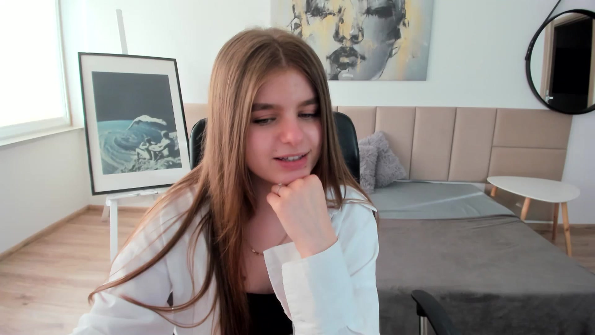 Gallery image thumbnail from Innolasa's myfreecams stream on, 04/29/2024, 15:51 image 8 of 20