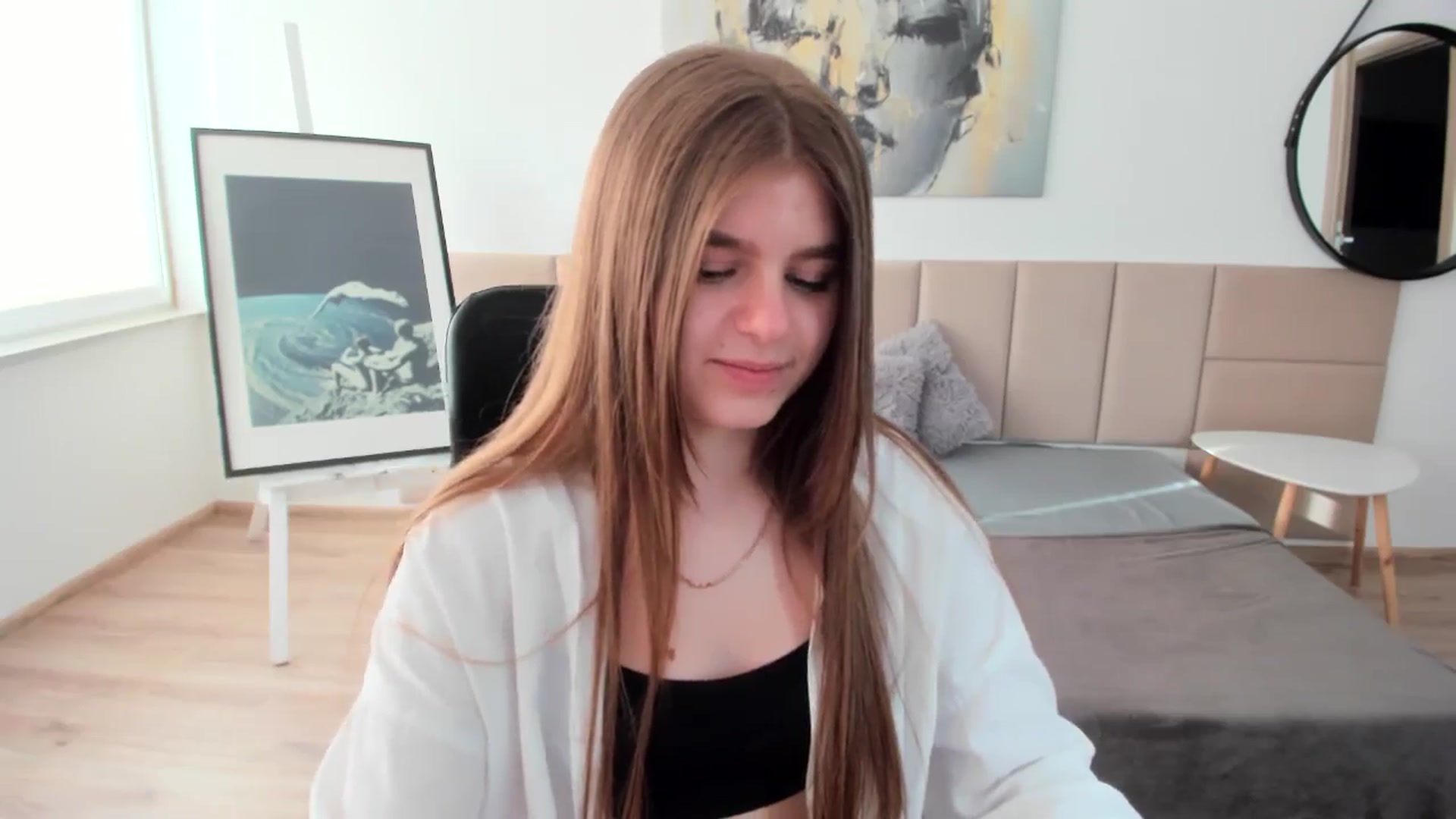 Gallery image thumbnail from Innolasa's myfreecams stream on, 04/29/2024, 15:51 image 17 of 20