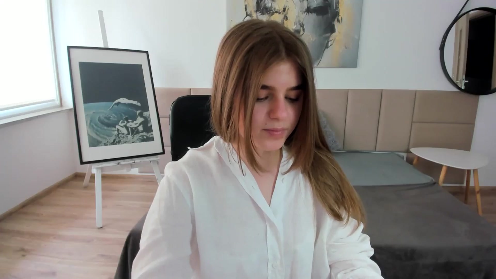 Gallery image thumbnail from Innolasa's myfreecams stream on, 05/03/2024, 12:43 image 4 of 20