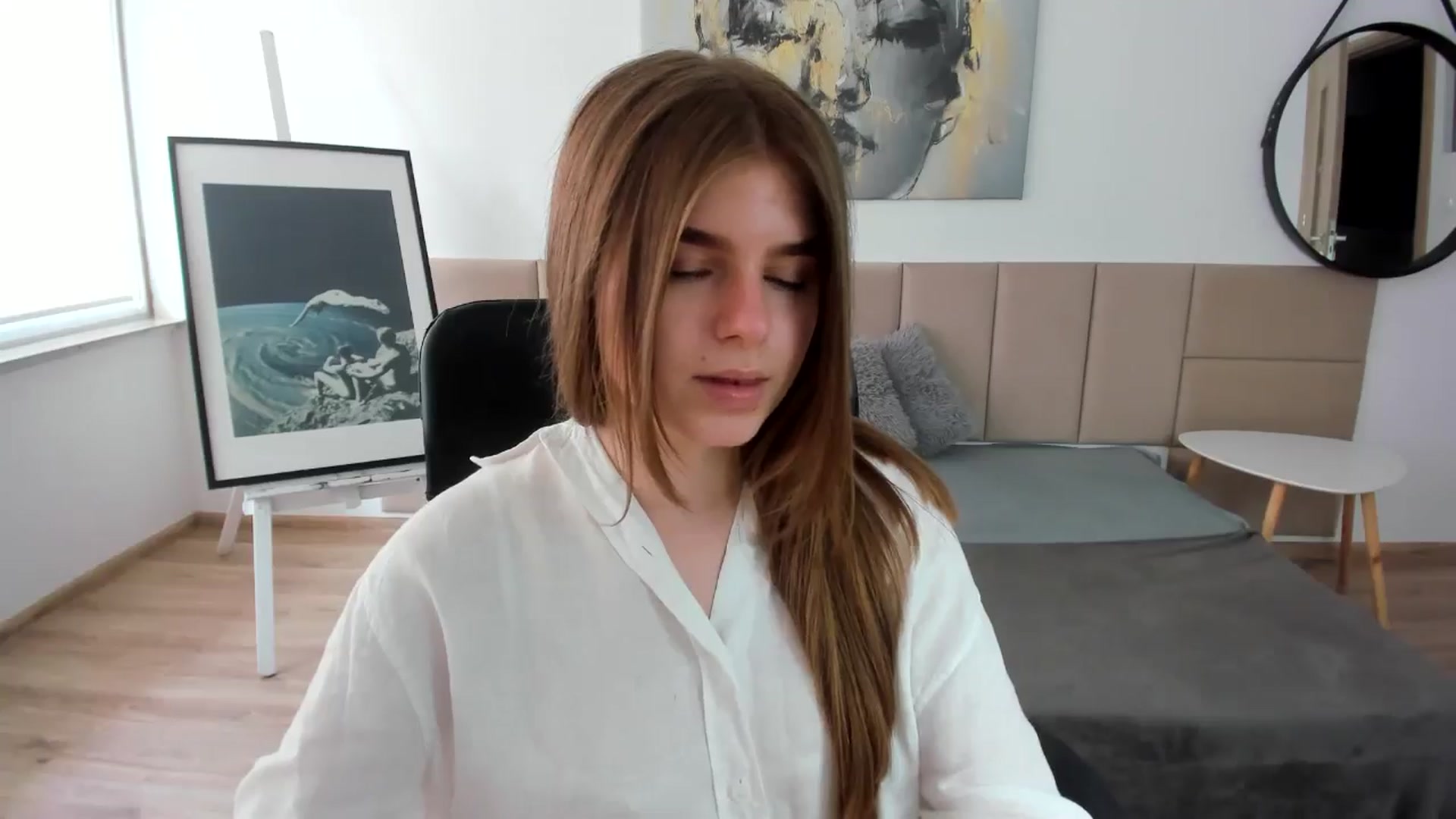 Gallery image thumbnail from Innolasa's myfreecams stream on, 05/03/2024, 12:43 image 14 of 20