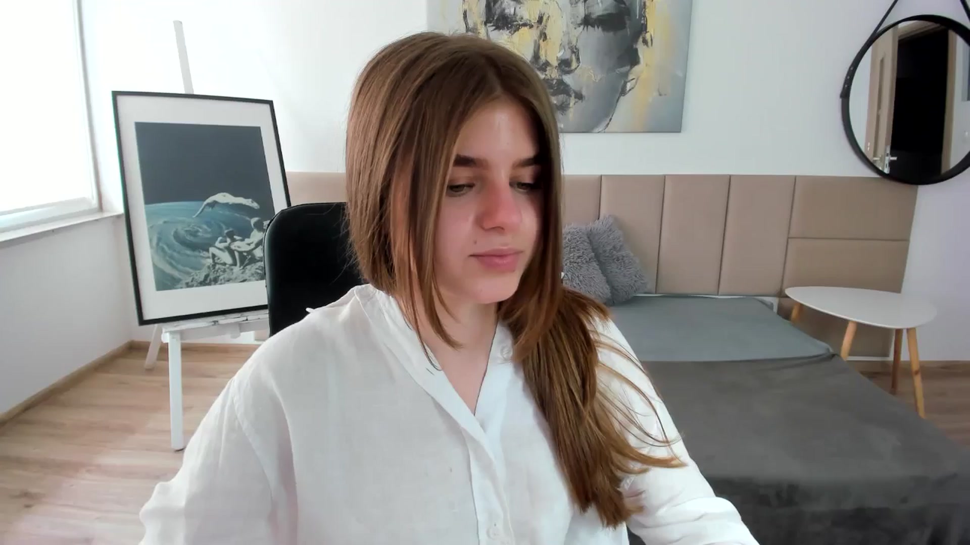 Gallery image thumbnail from Innolasa's myfreecams stream on, 05/03/2024, 12:43 image 18 of 20