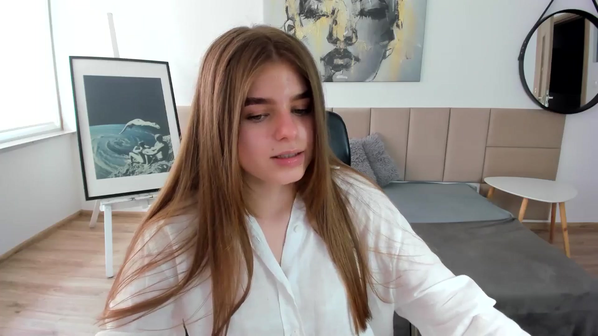 Gallery image thumbnail from Innolasa's myfreecams stream on, 05/03/2024, 12:43 image 7 of 20