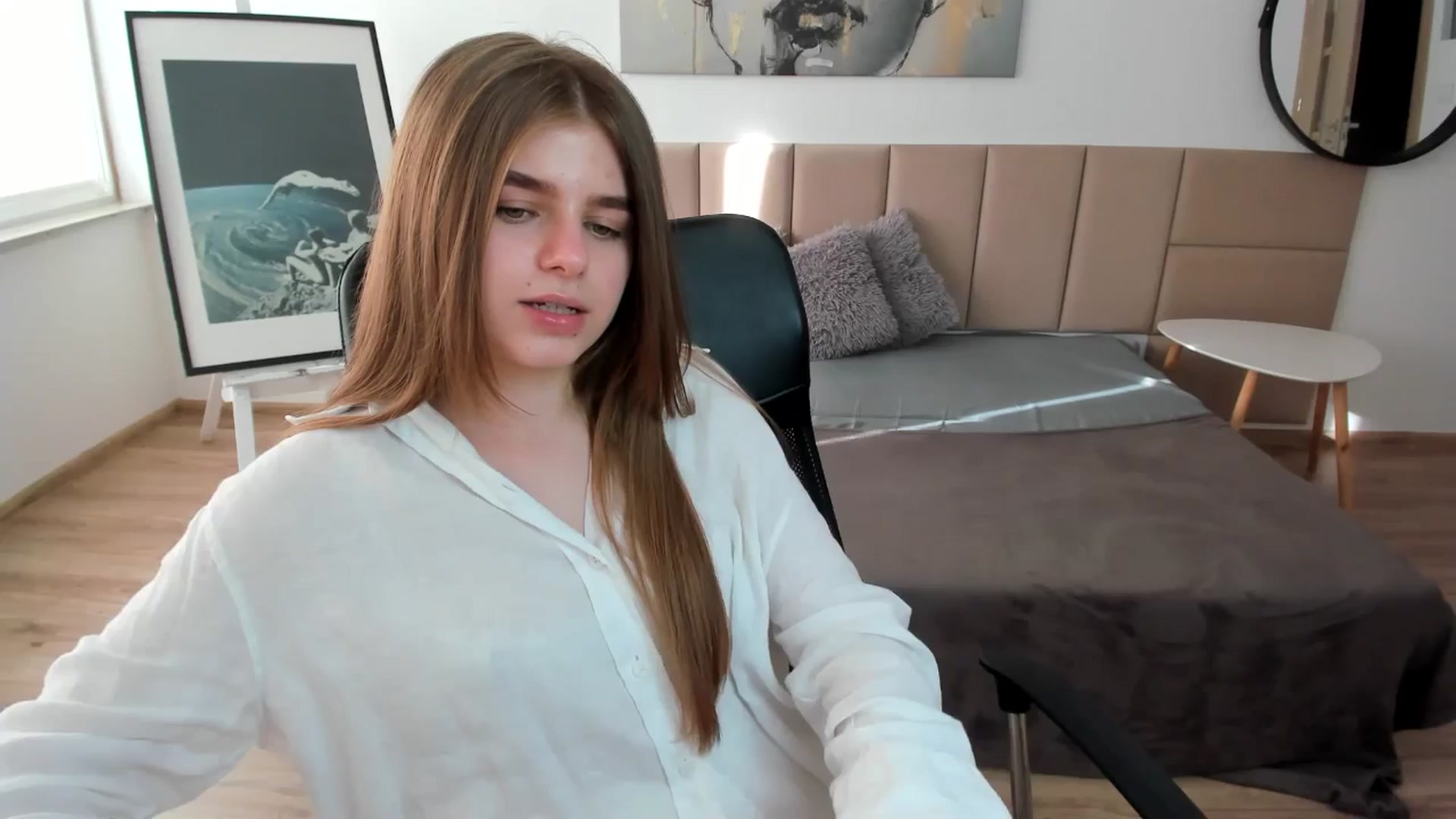 Gallery image thumbnail from Innolasa's myfreecams stream on, 05/03/2024, 16:12 image 10 of 20